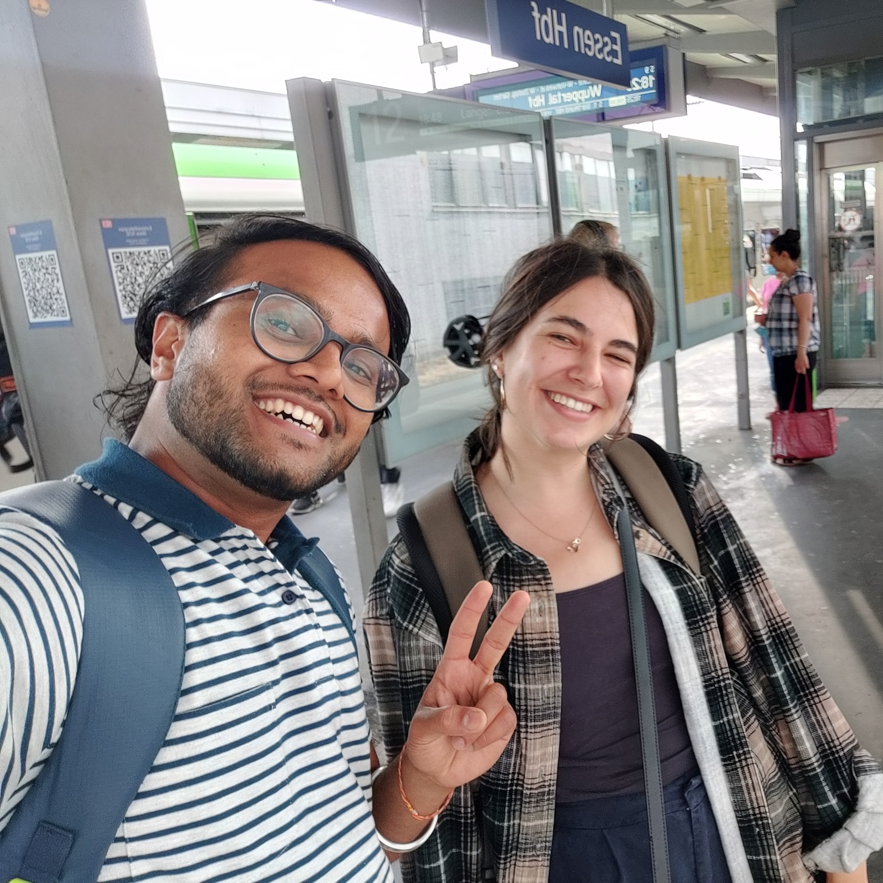 Some minutes with Strangers