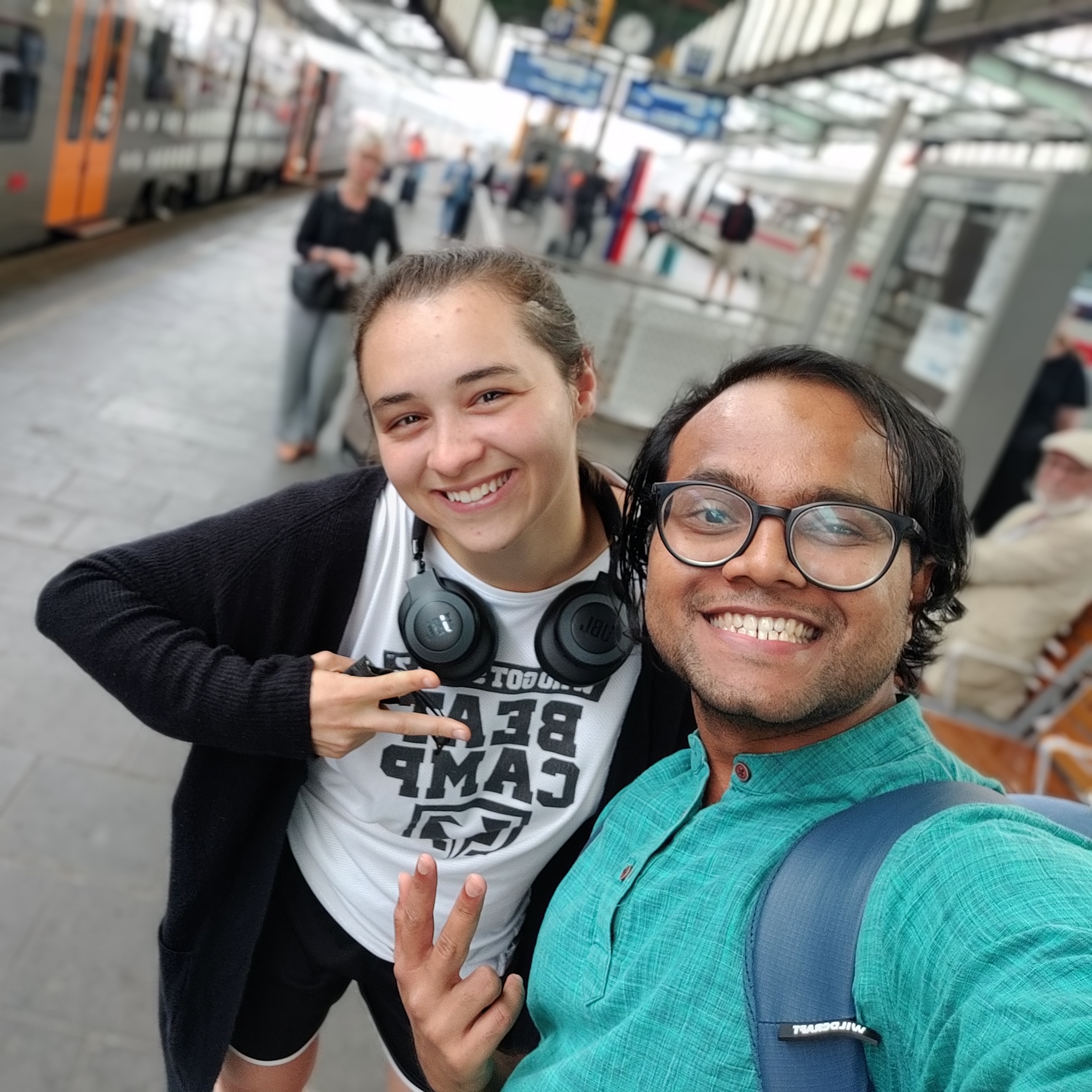 Some minutes with Strangers