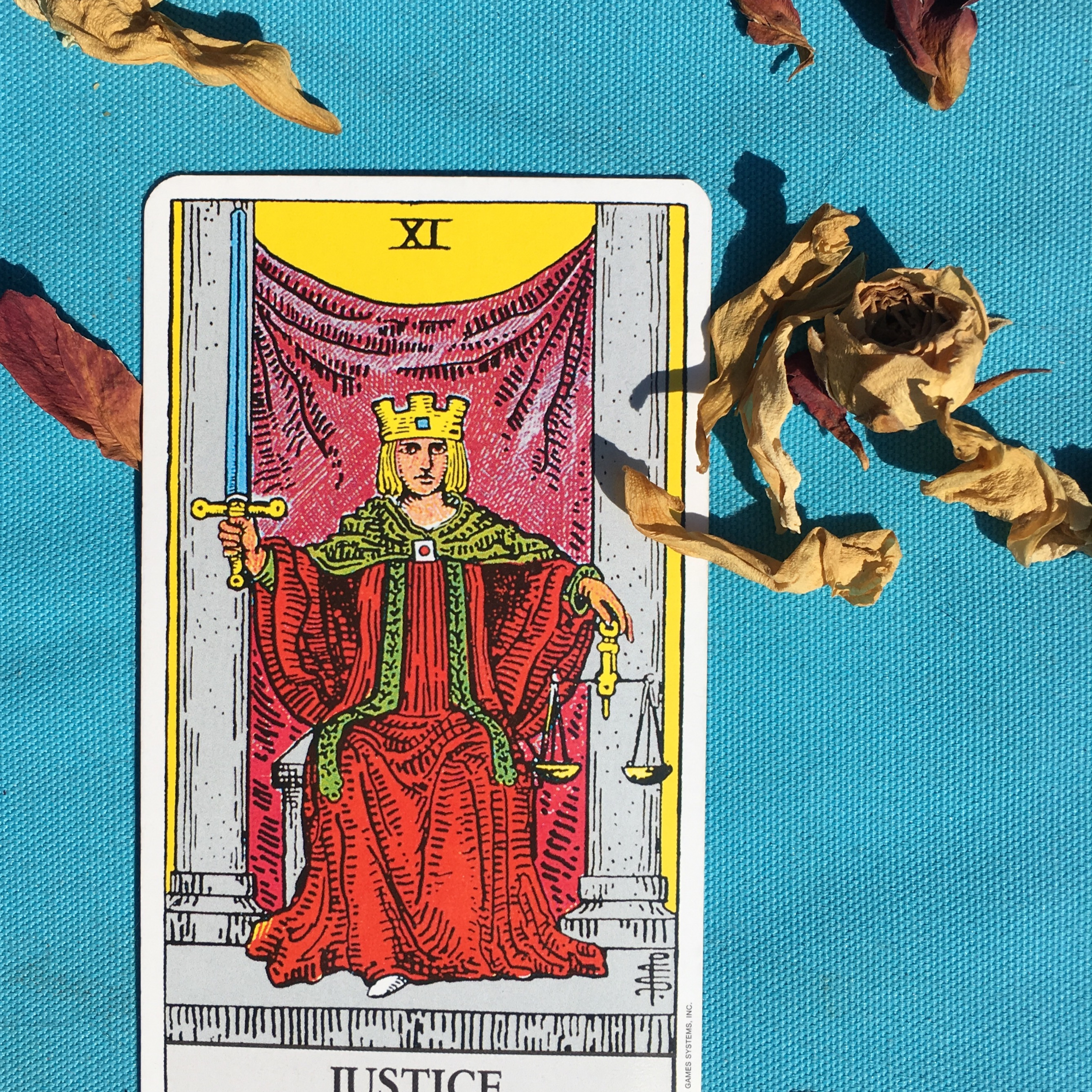 Urban Siren: Tarot for Modern Mermaids and Mystics