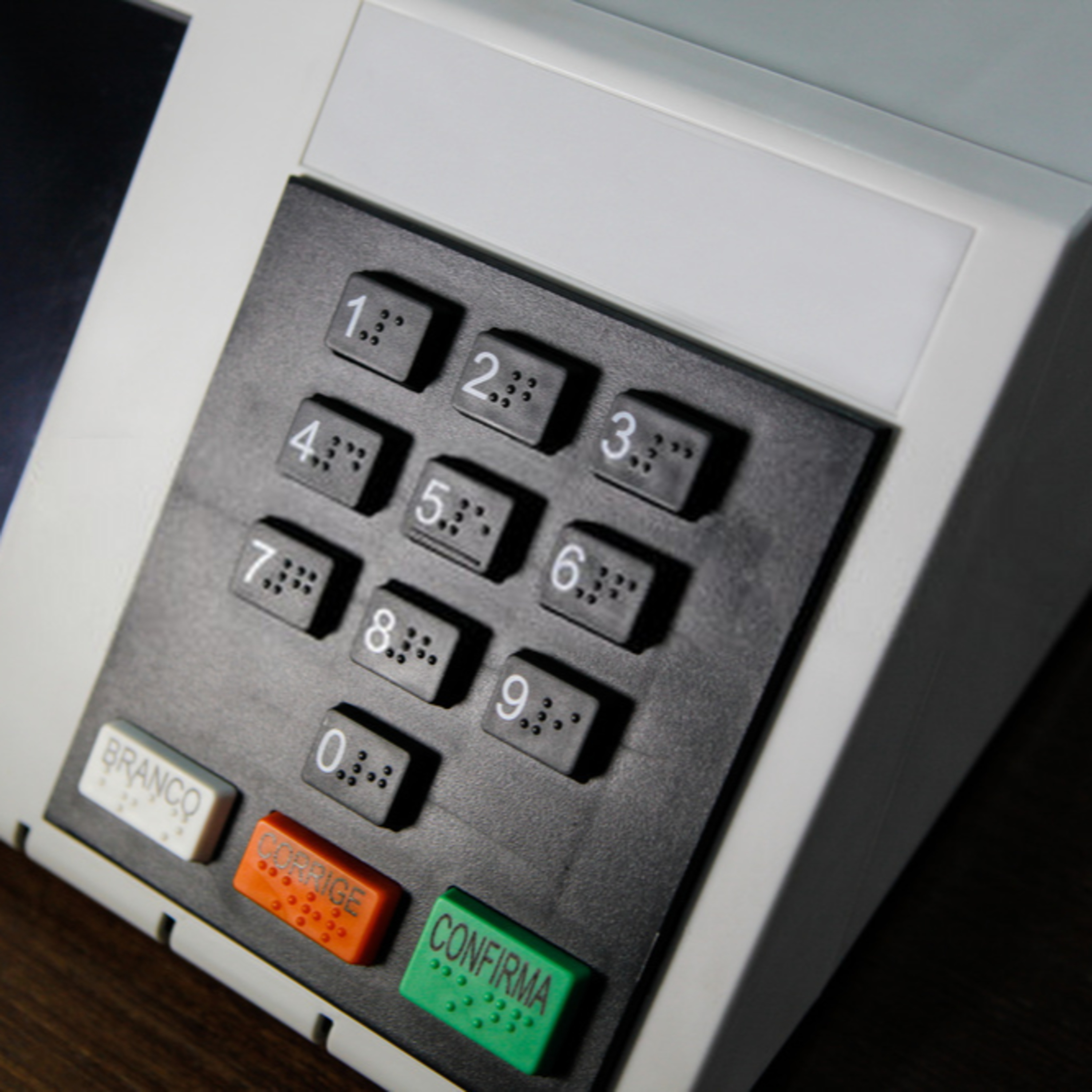 Cleber Benvegnú - Outro Olhar