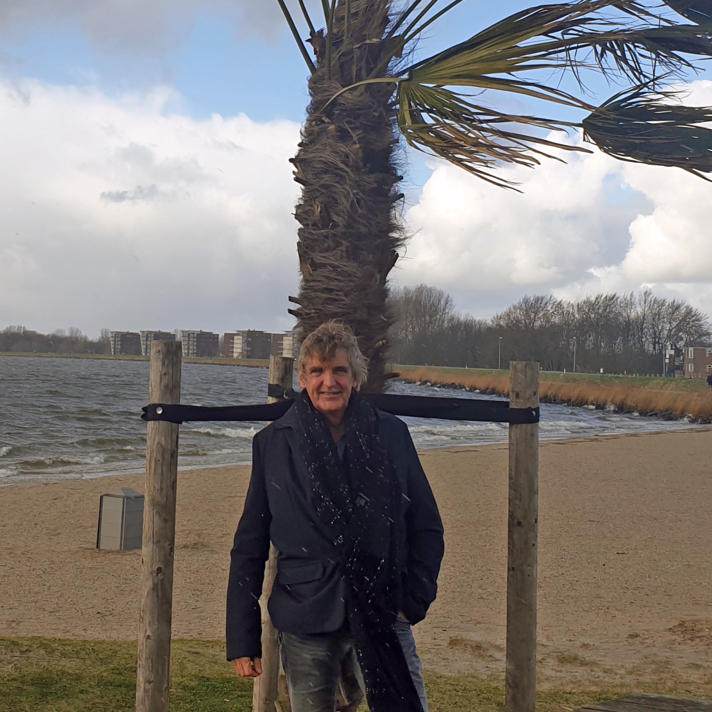 Hallo, hier Almere . . .