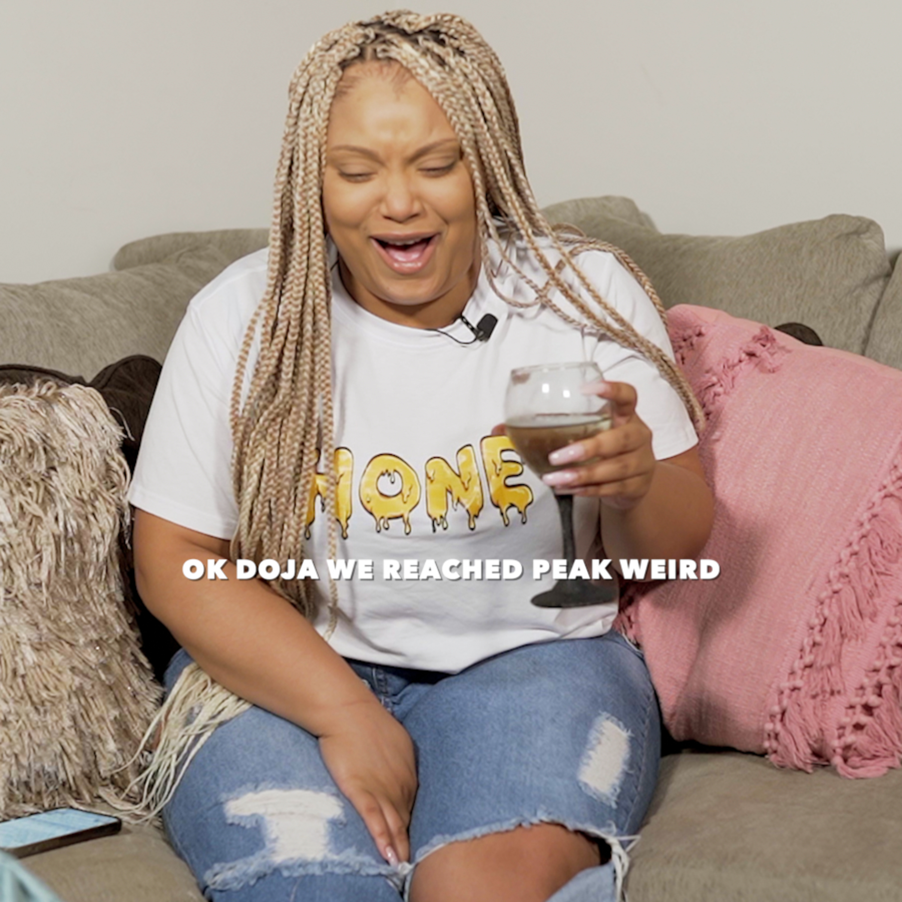 Blonde Berry With The Tea!