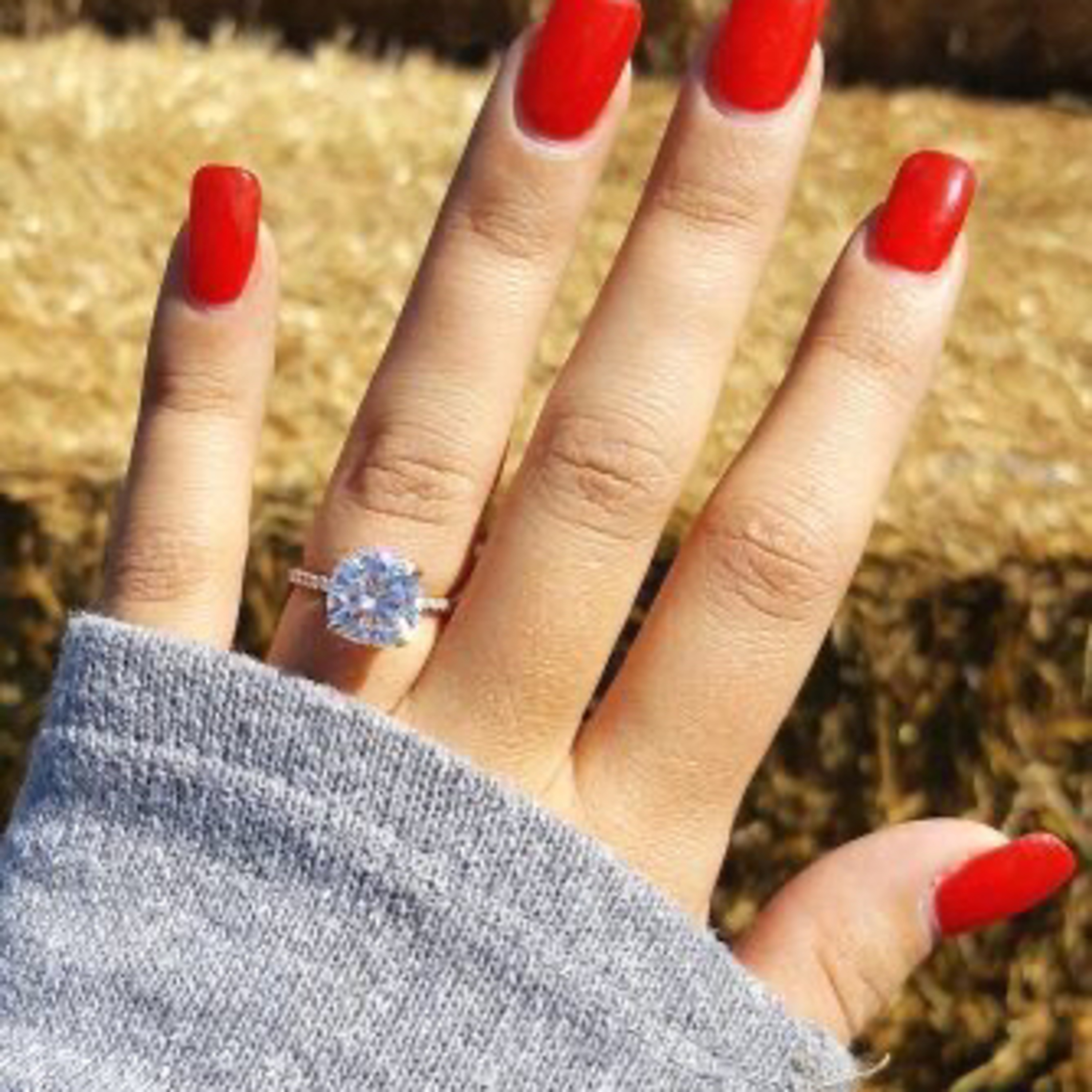 البنت المخطشوبة 