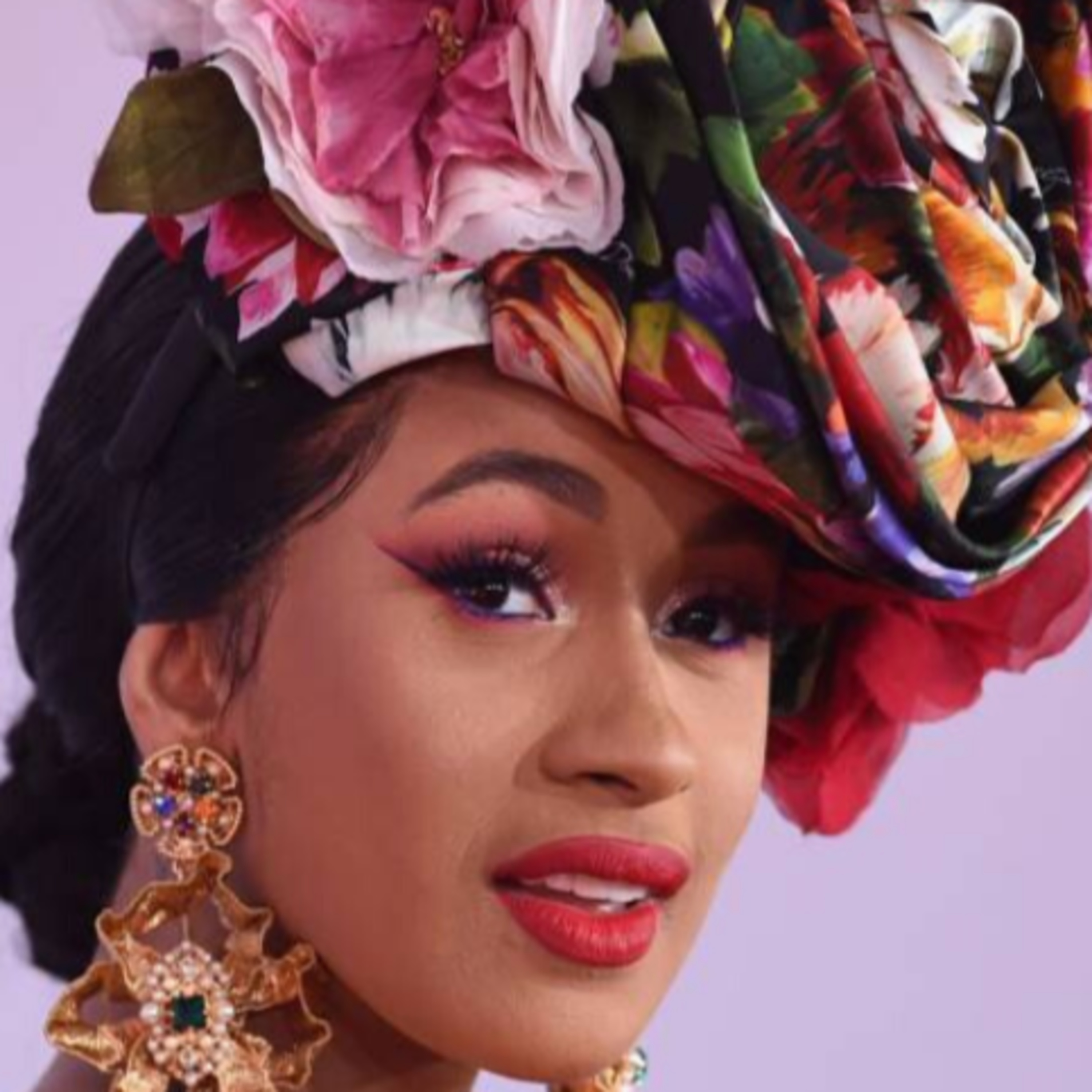 Cardi B también esta pidiendo la unión de RD y Haití se desata la polémica  episode artwork