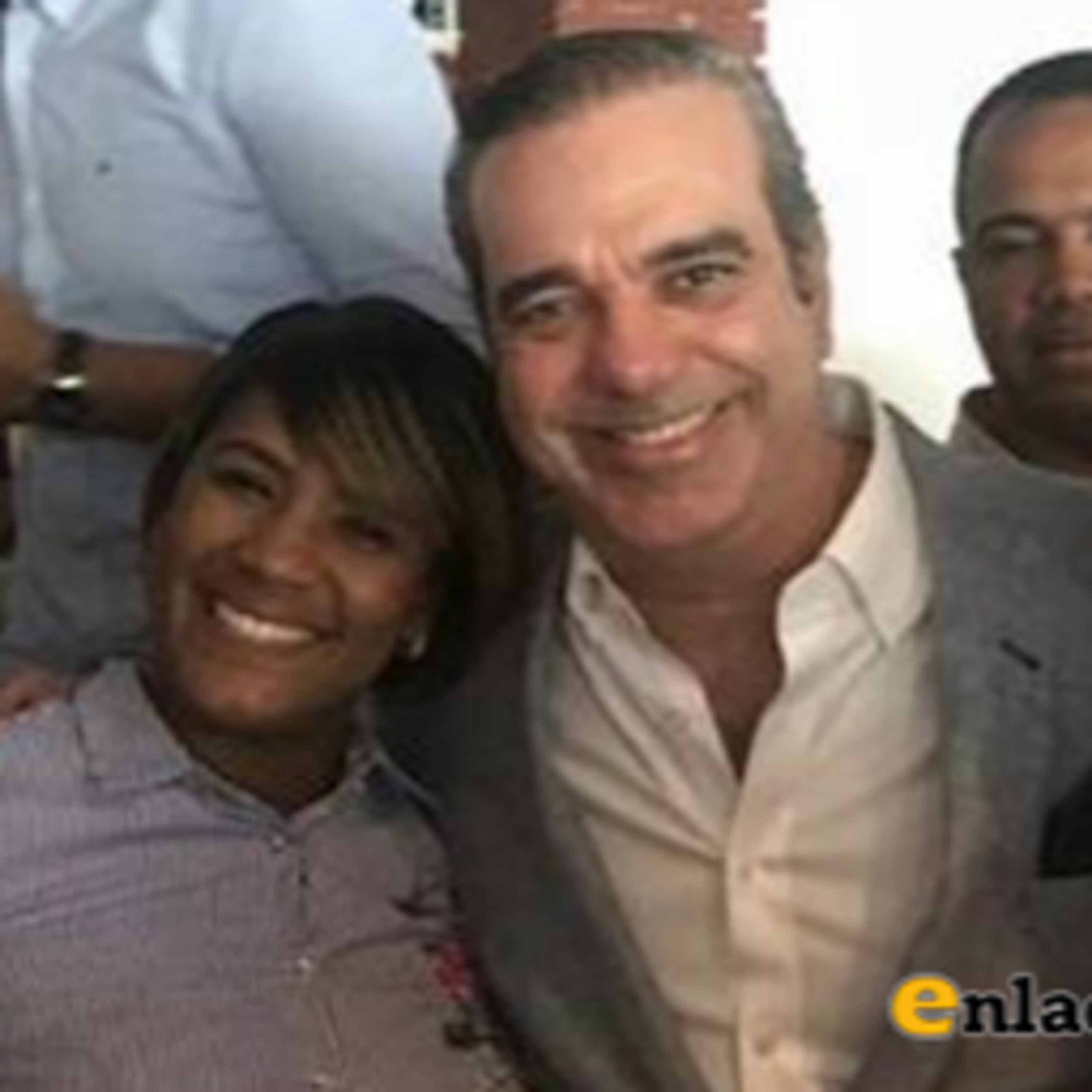 KINSBERLY TAVERAS 2.0 Y SUS 26 FAMILIARES EN EL GOBIERNO episode artwork
