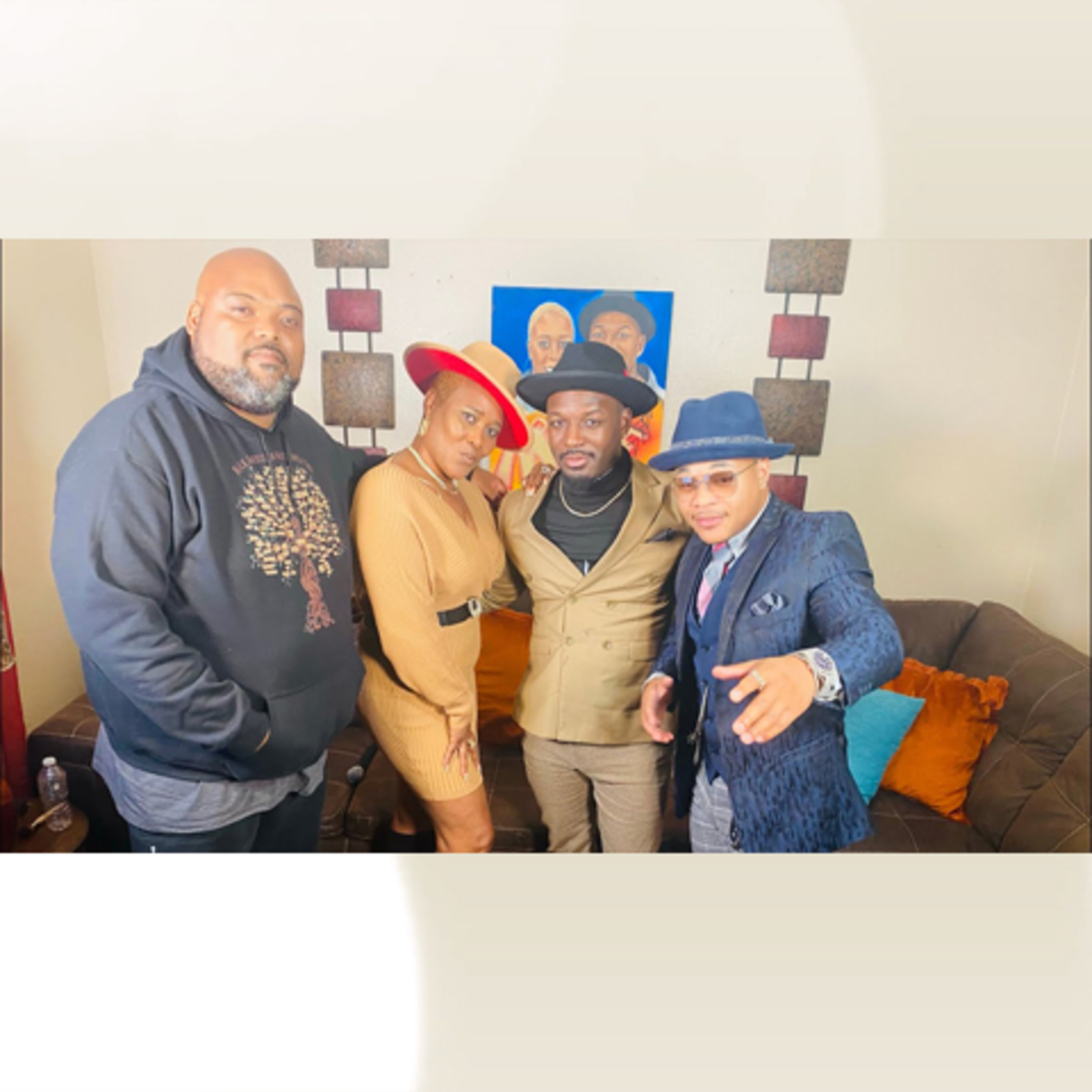 ManeStream: Country Folk In The City