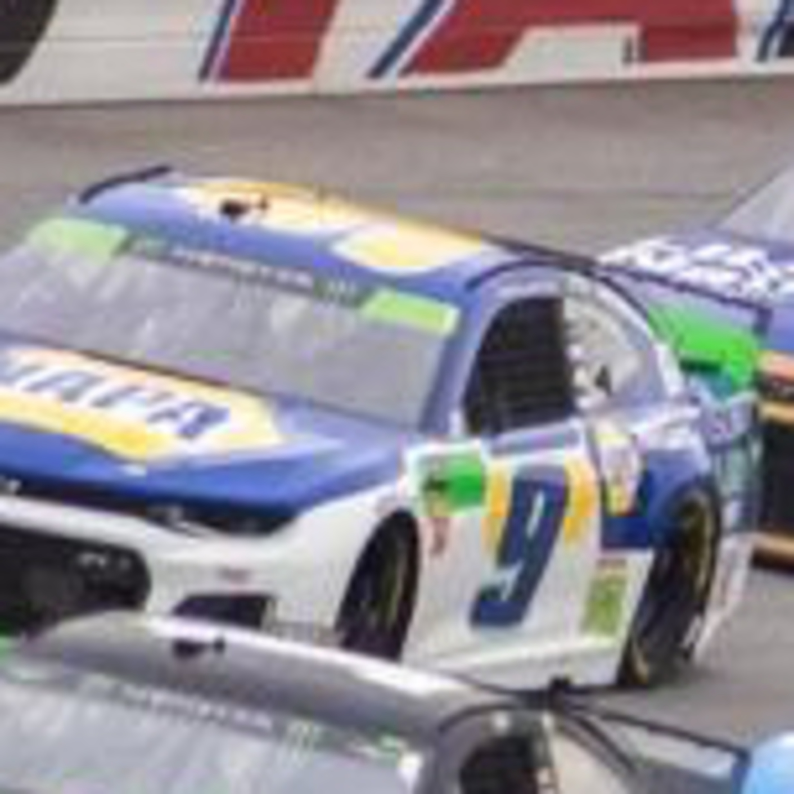 48:Elliott takes down harvick to win the pola at Phoenix/ism raceway episode artwork