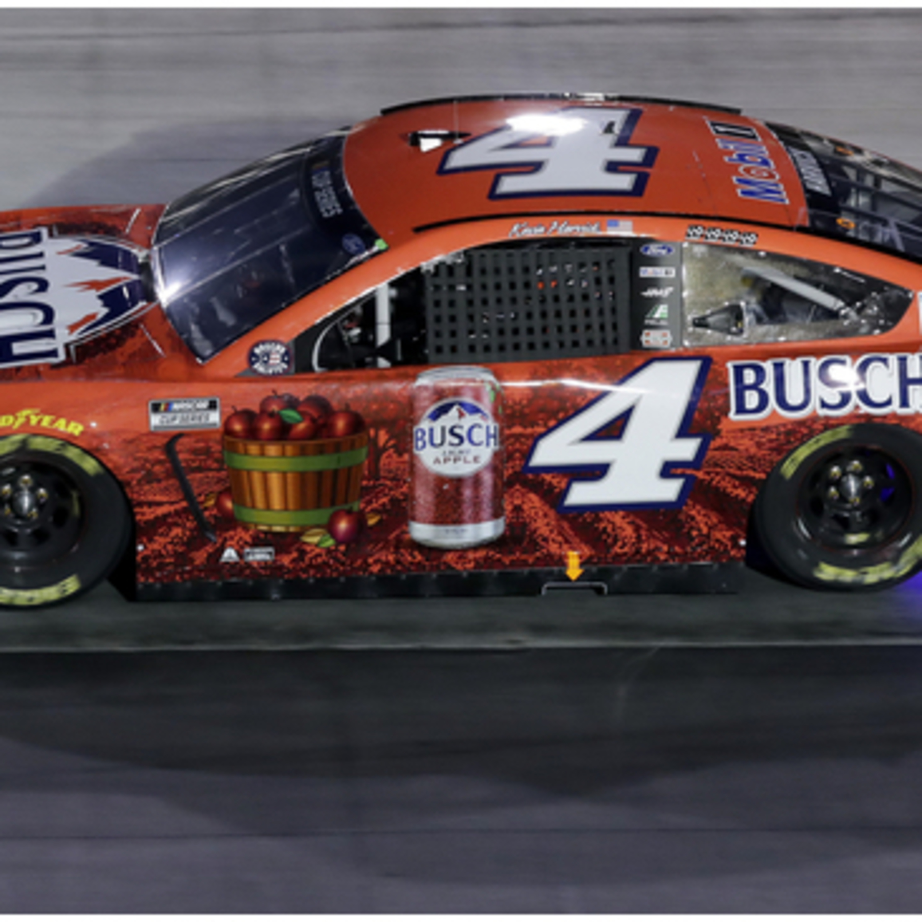 228:harvick wins and Elliott and Truex.jr have problems at the end of the cook out 500 at darlington episode artwork