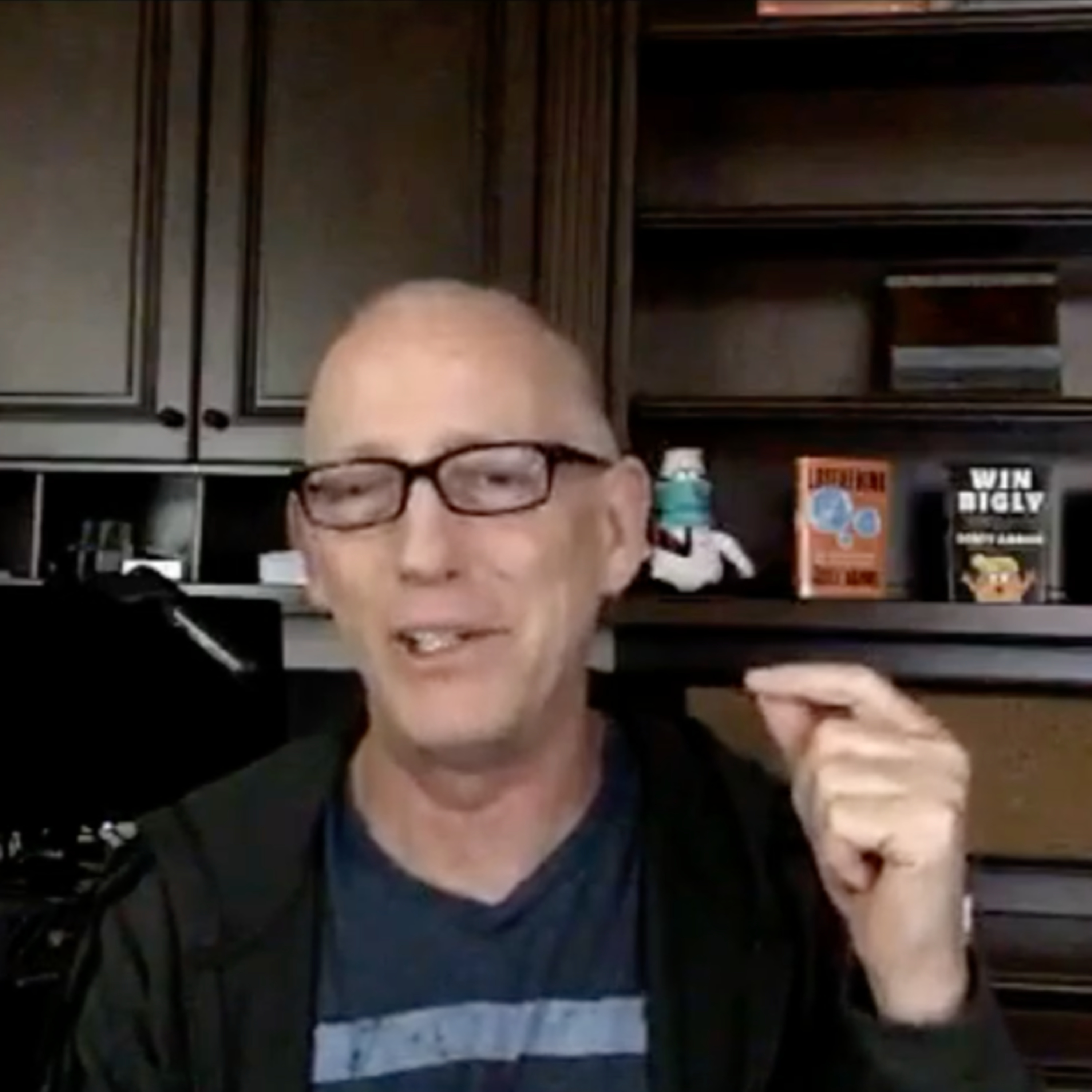 Episode 931 Scott Adams: Let's Make Bad Comparisons Like Pundits and Drink Delicious Beverages