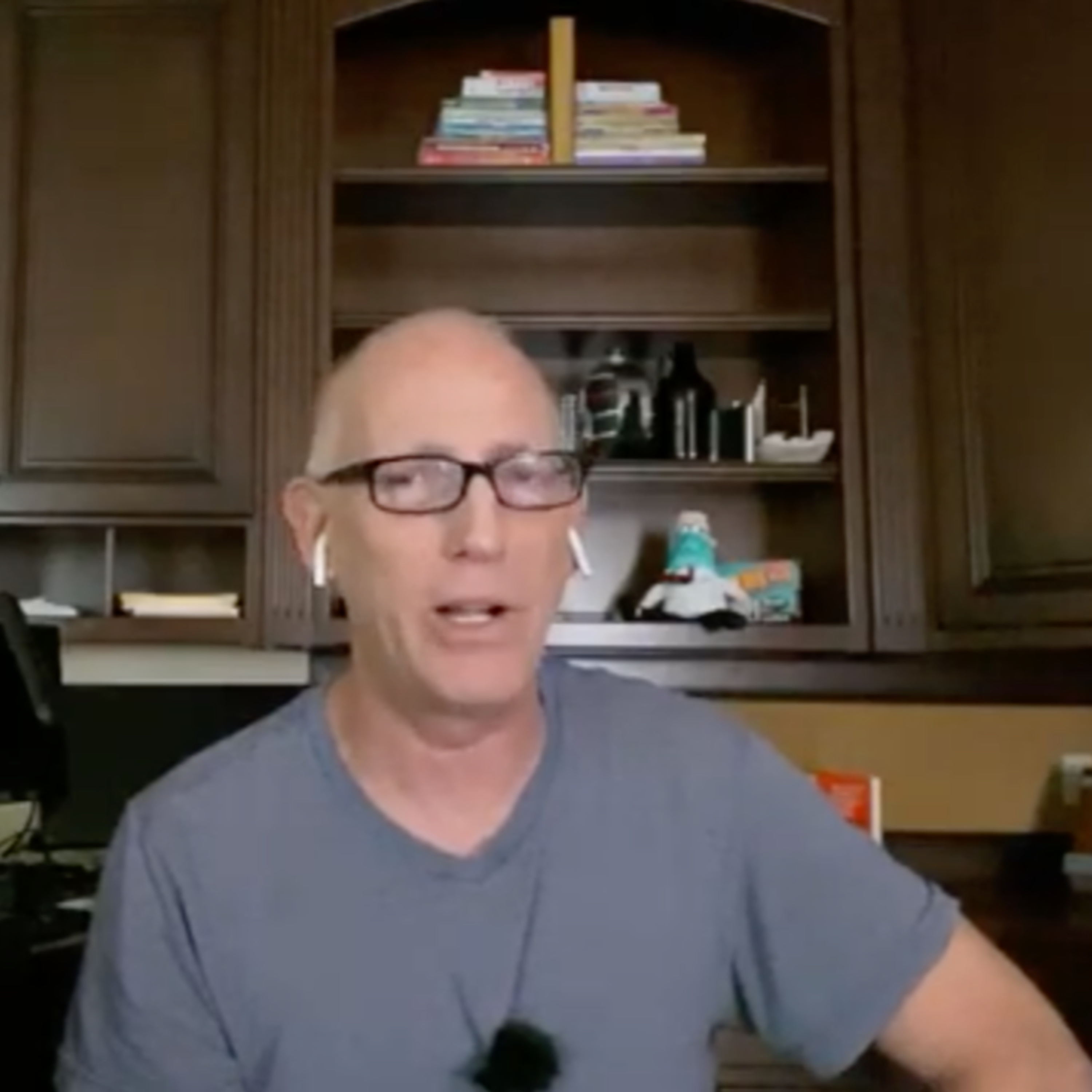Episode 1145 Scott Adams: Trump Goes For a Drive and Other Excitement