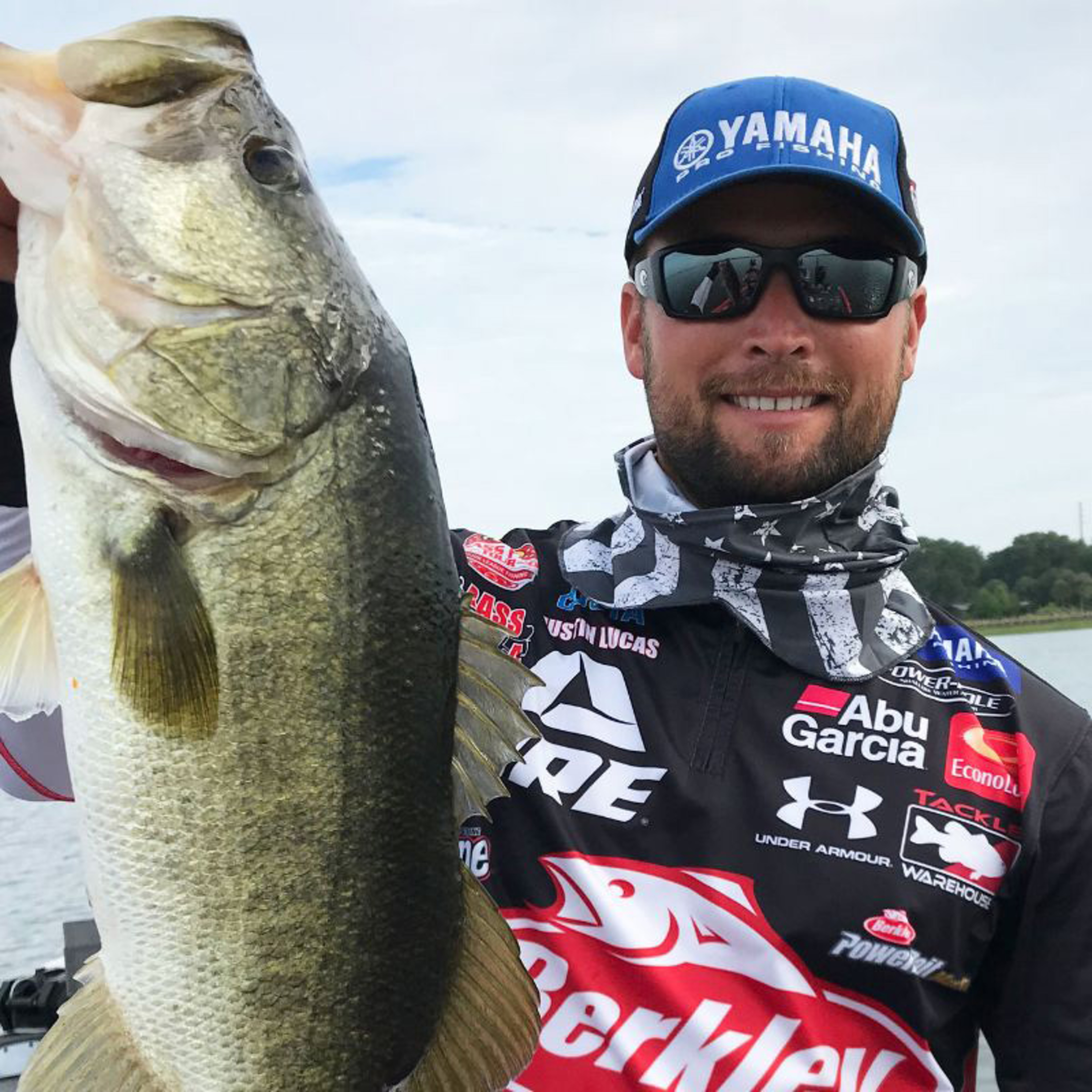 HELLABASS Bass Fishing Podcast