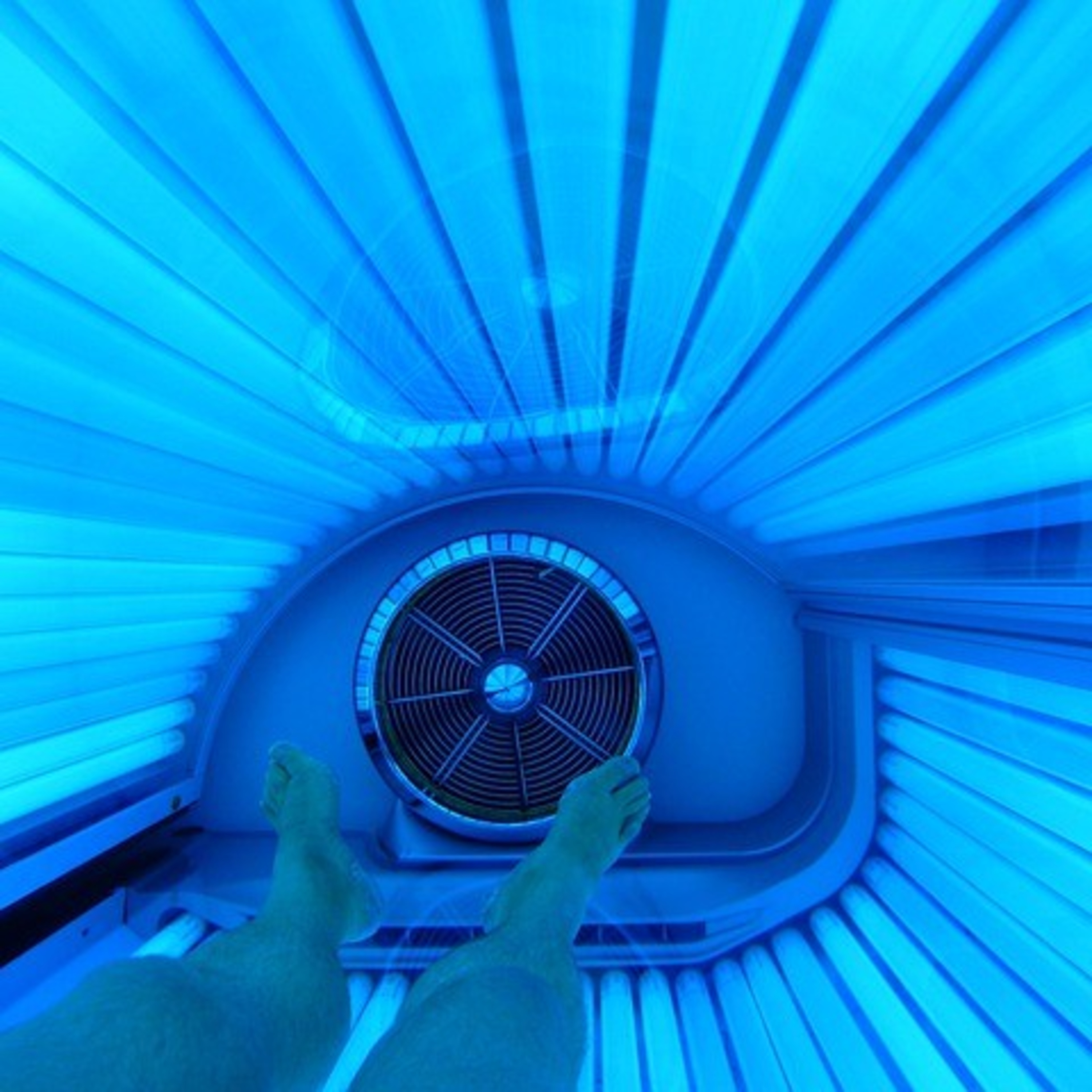 EP 203 Tanning Salon Death  episode artwork
