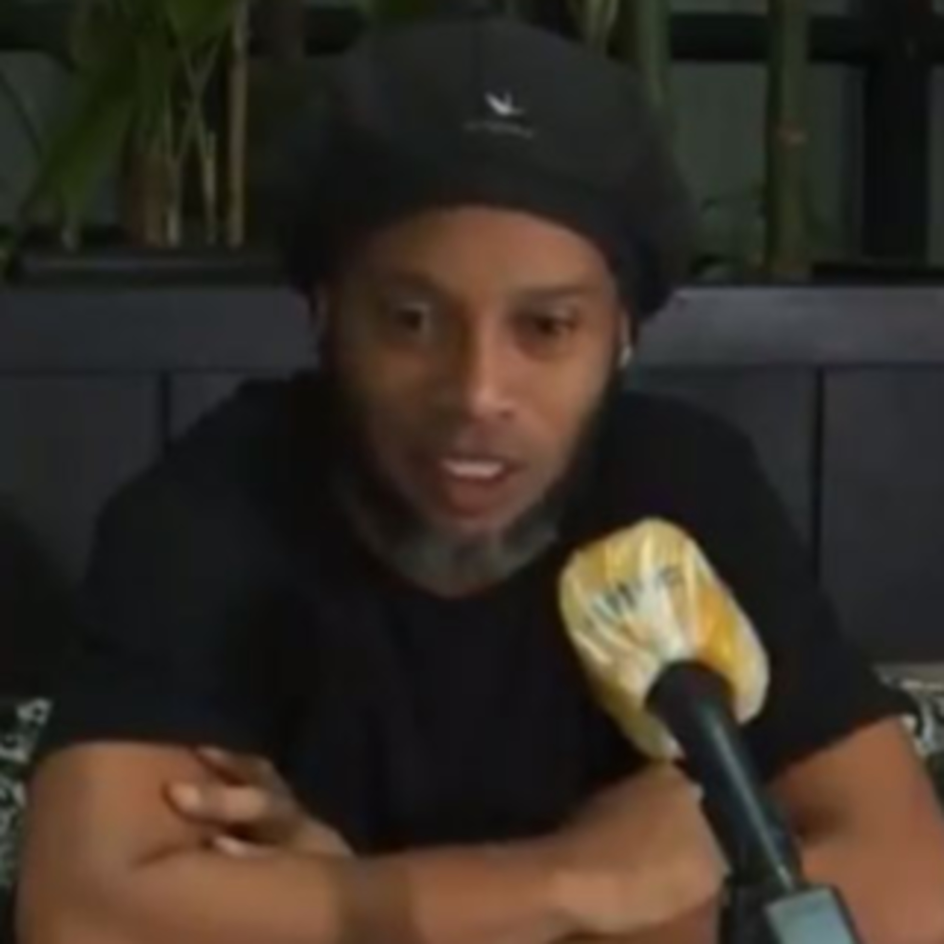 Ronaldinho Gaúcho vai deixar a prisão, mas história segue mal explicada (Acorda Piauí - 25-08-2020) episode artwork