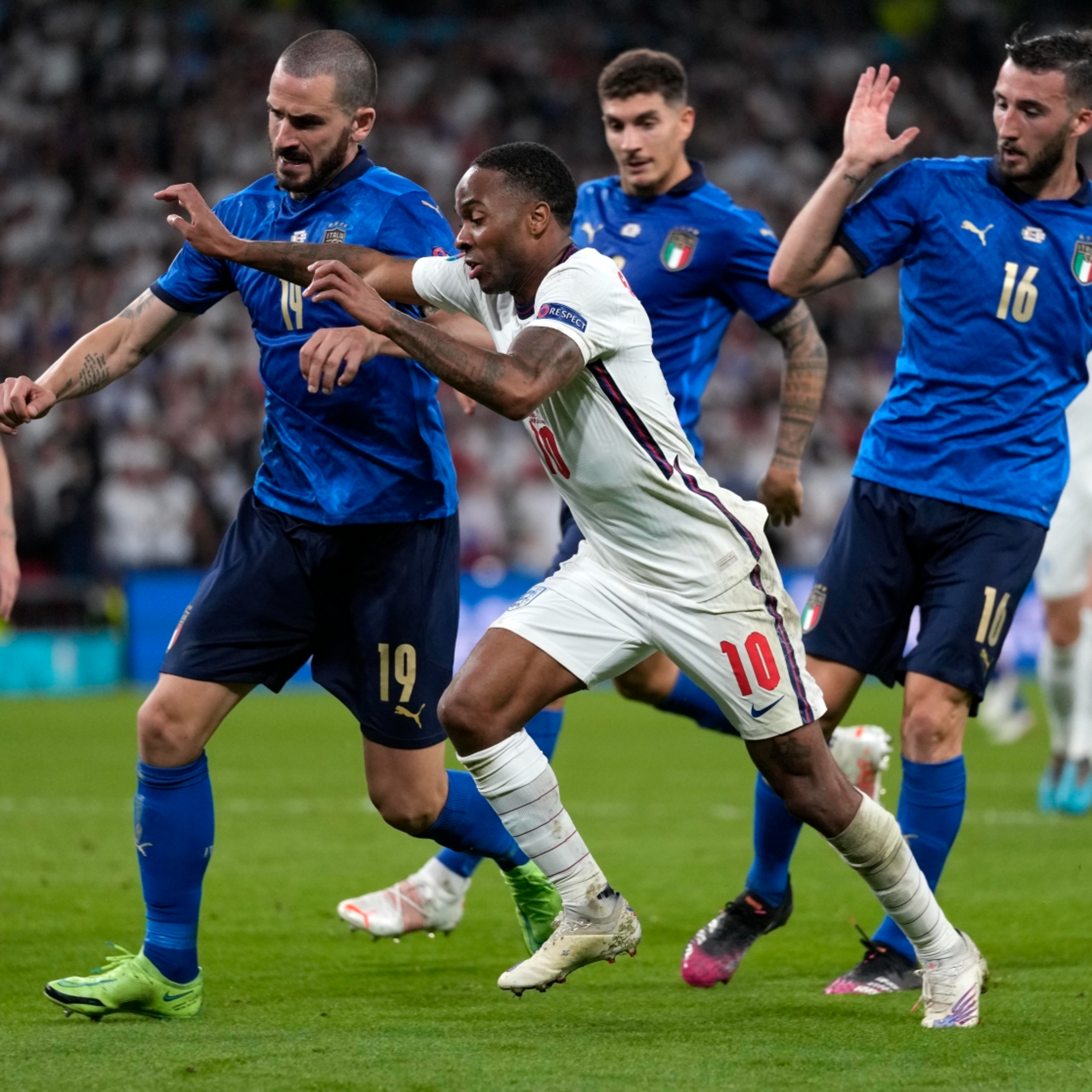 EF Podcast: Finále Eura, rasismus a fanoušci ve Wembley