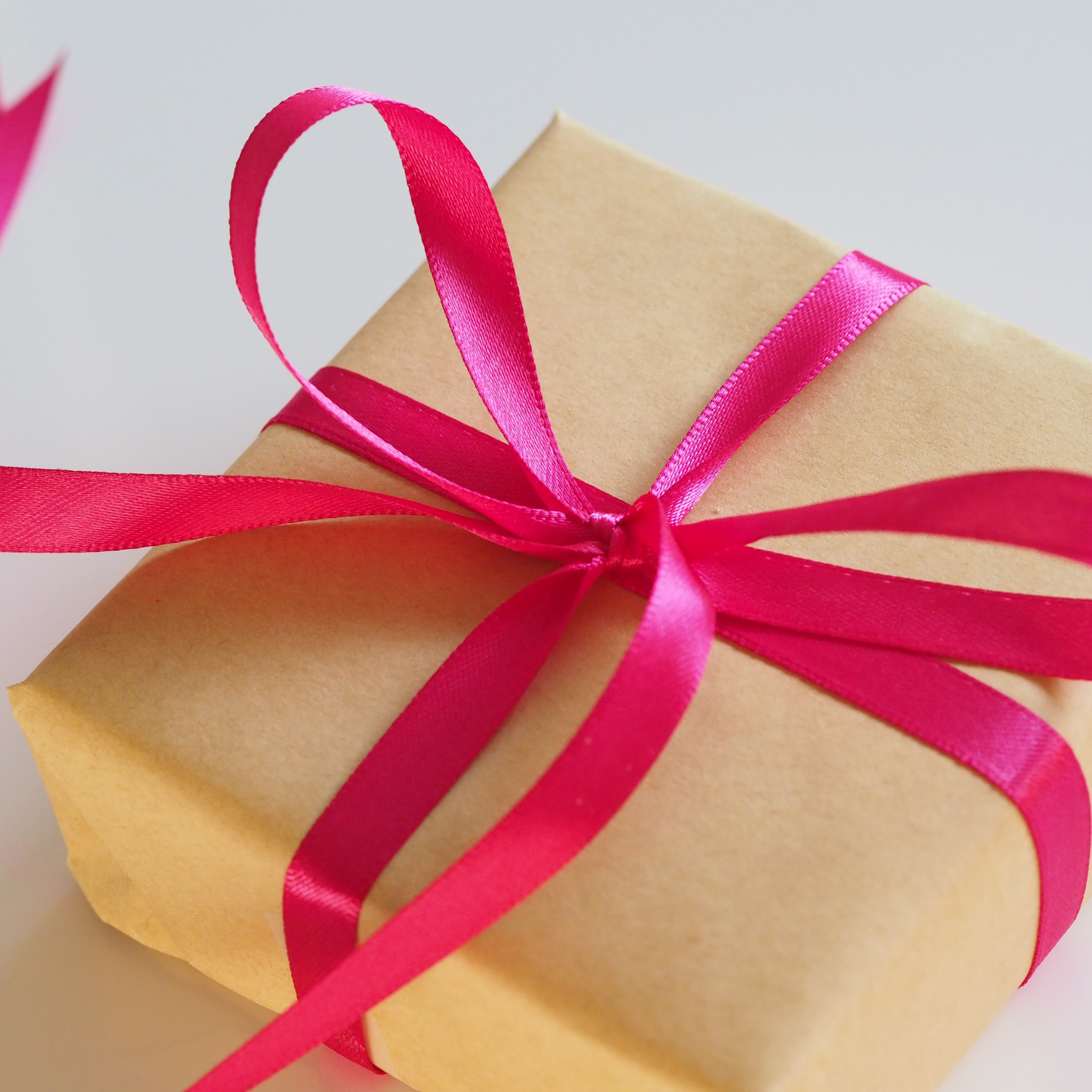 Veg Out 384: Vegan Gift Receiving episode artwork