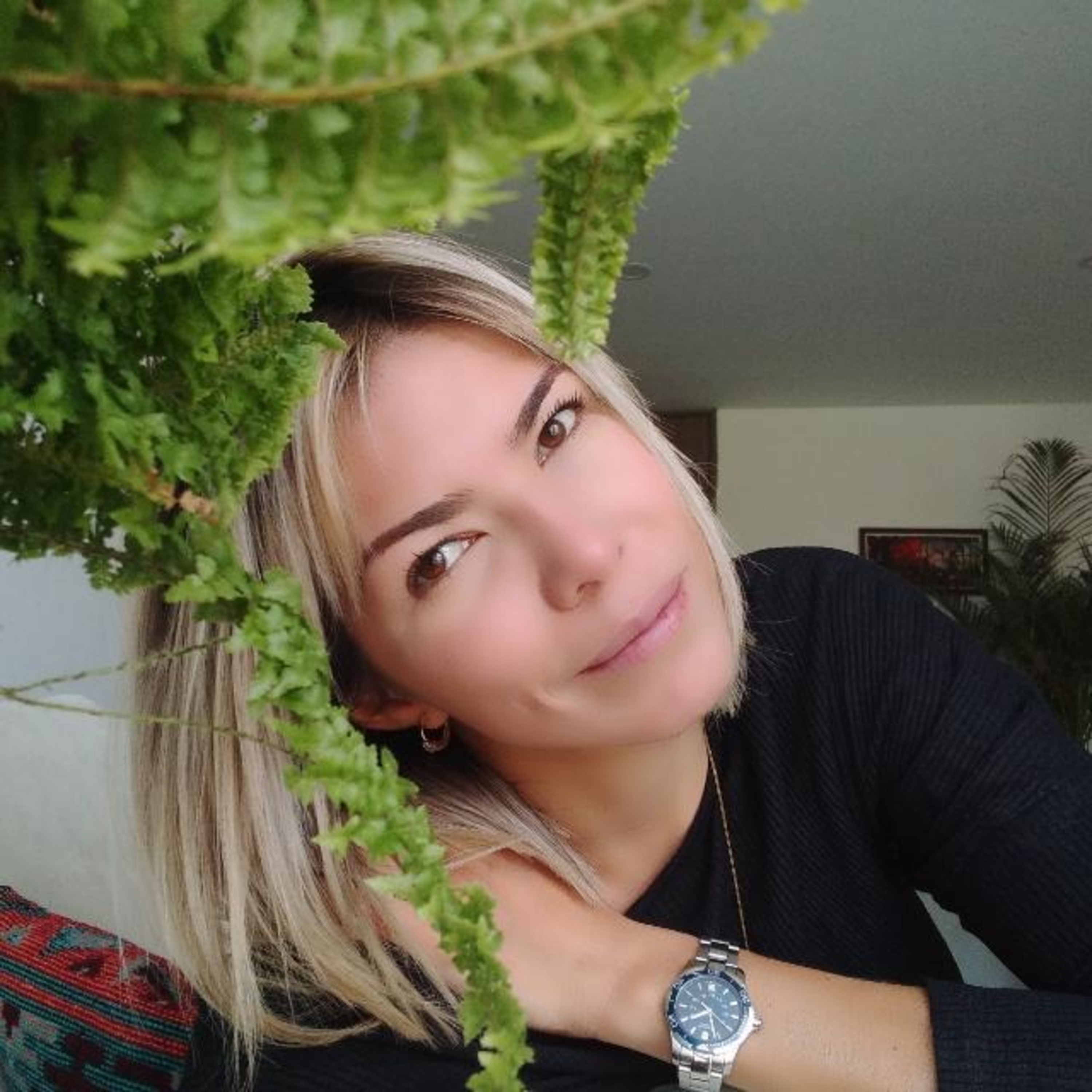 Violeta Stereo FM
