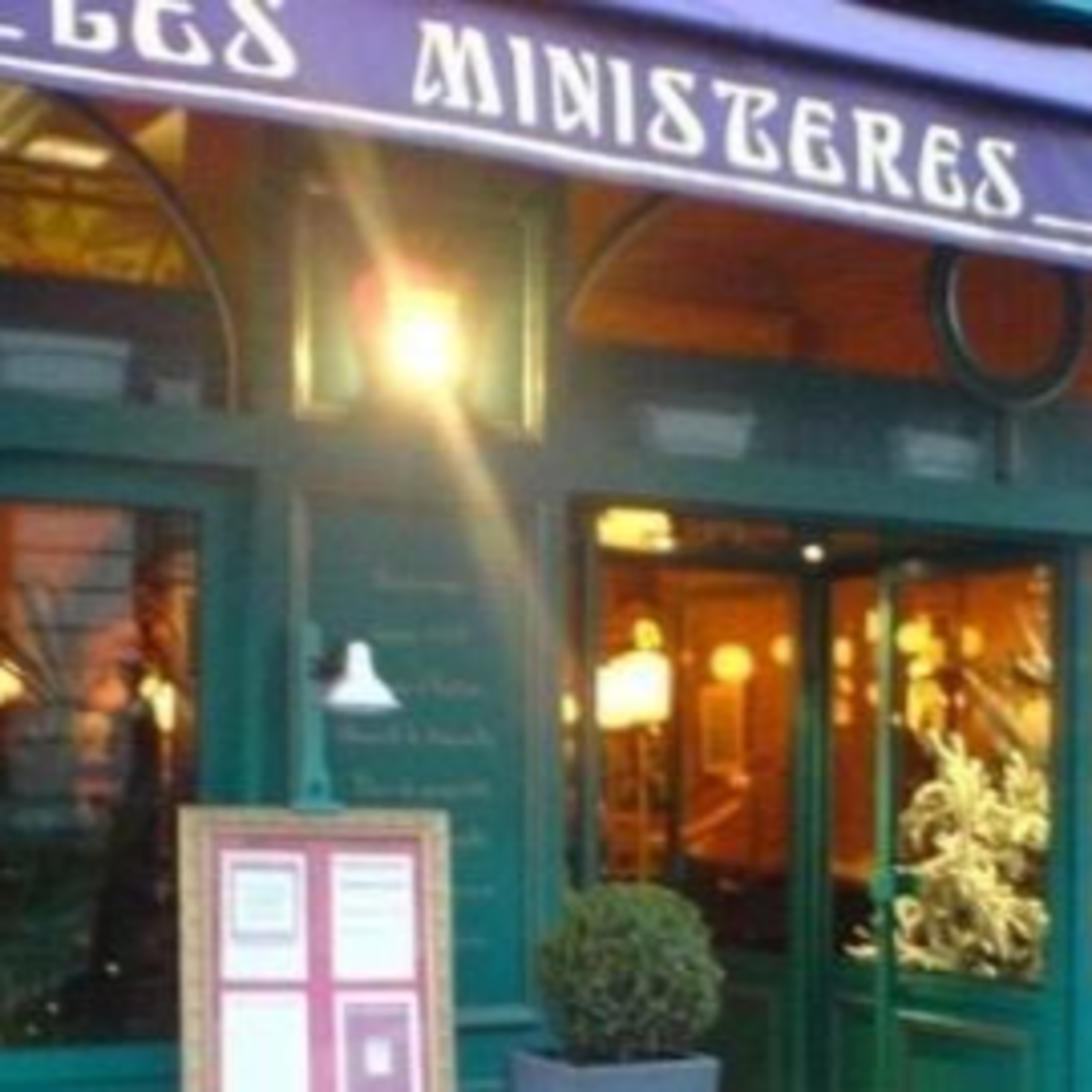 039. Un petit resto en tête-à-tête