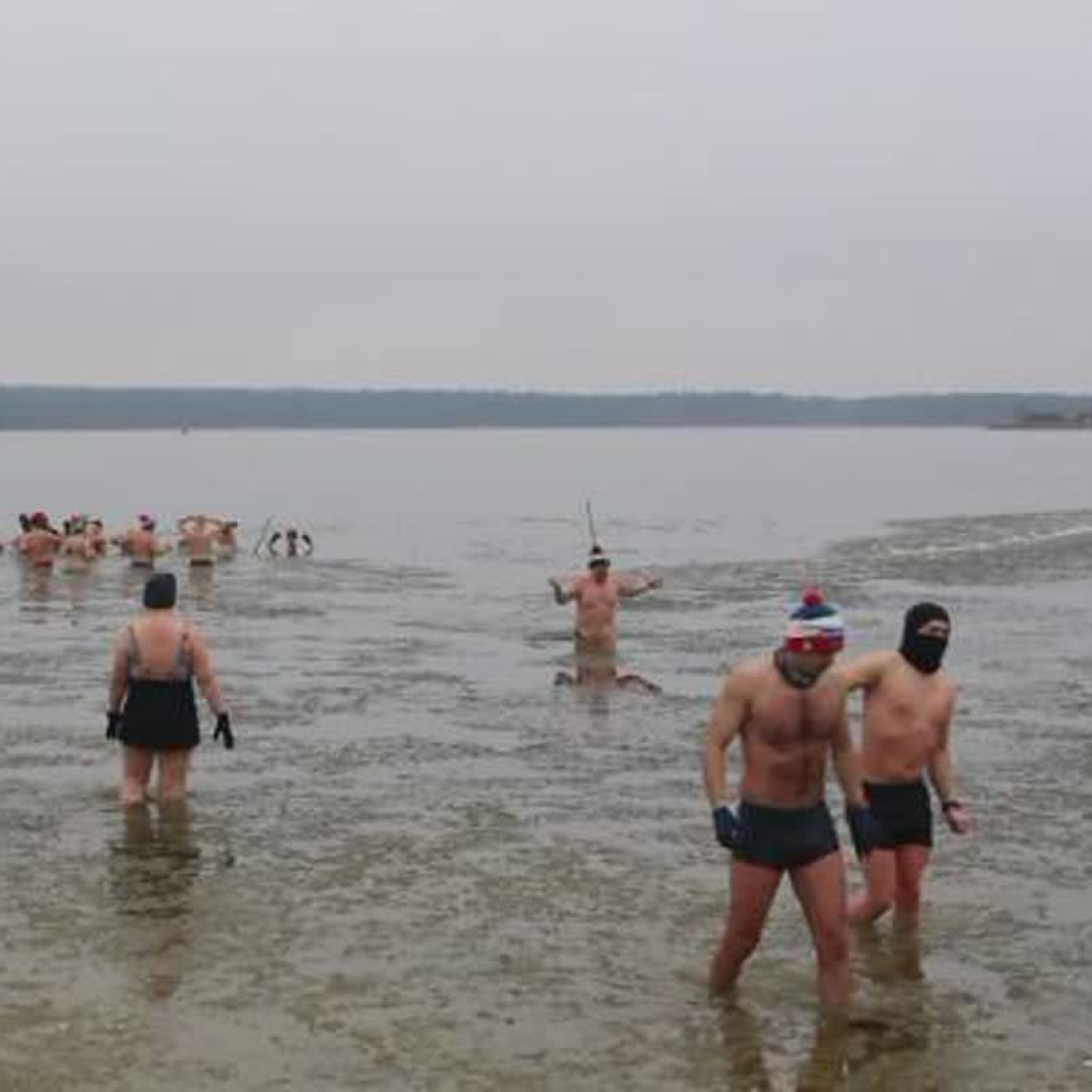 Monika Hemperek „Za barierą zimna”