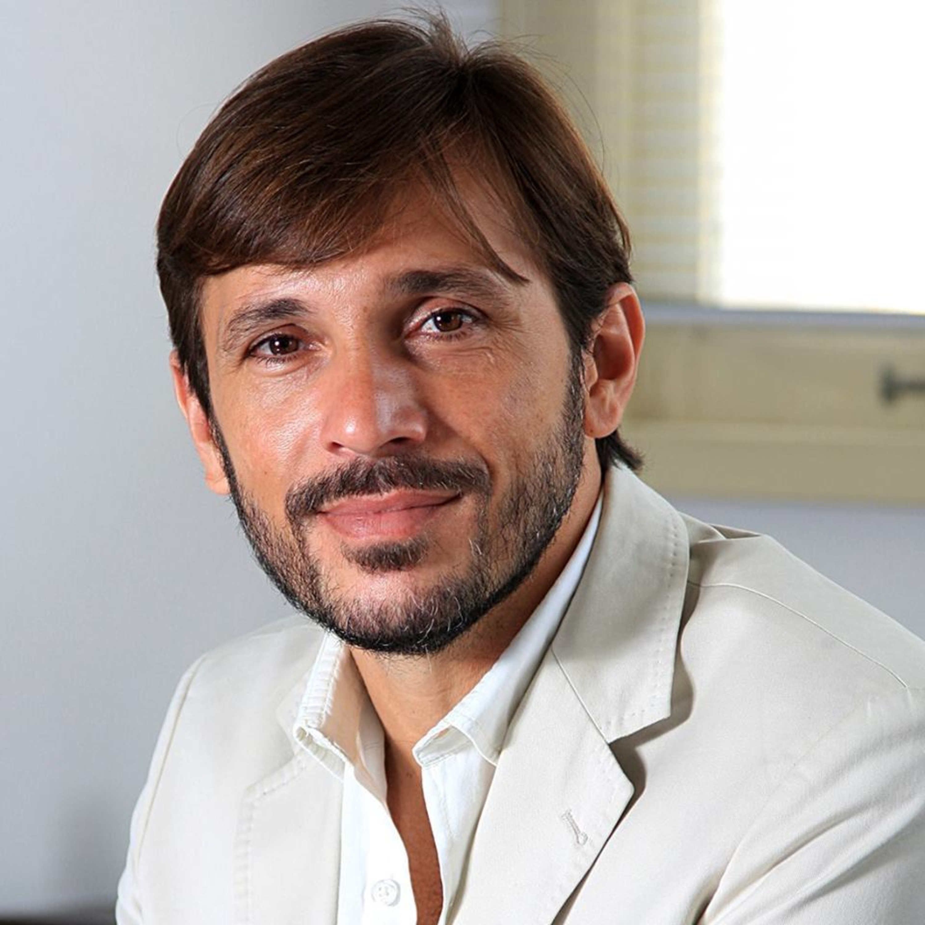 PALAVRAS CRUZADAS com Raimundo Moreira