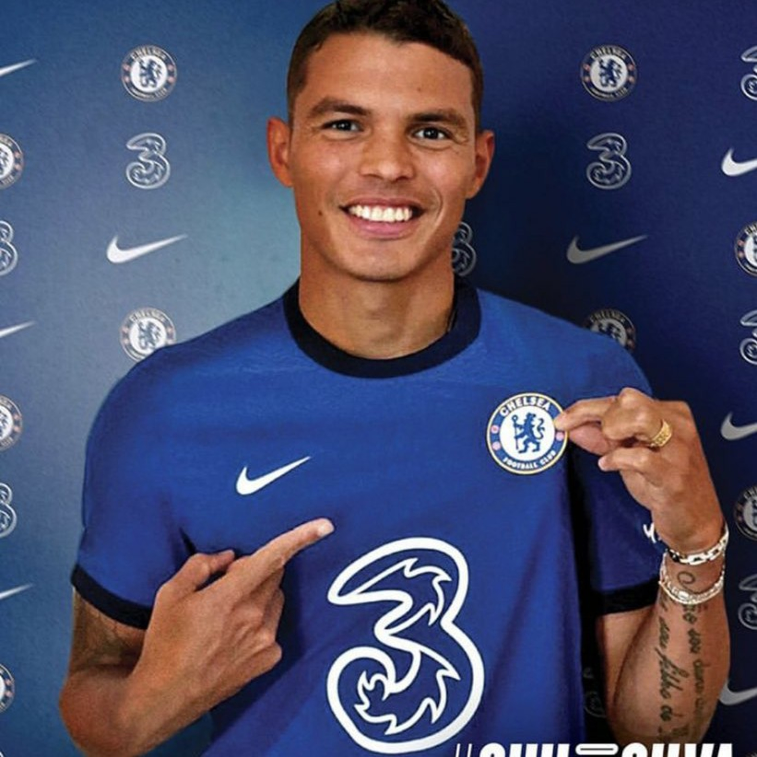 THIAGO SILVA SIGNS WITH CHELSEA FROM PSG. episode artwork