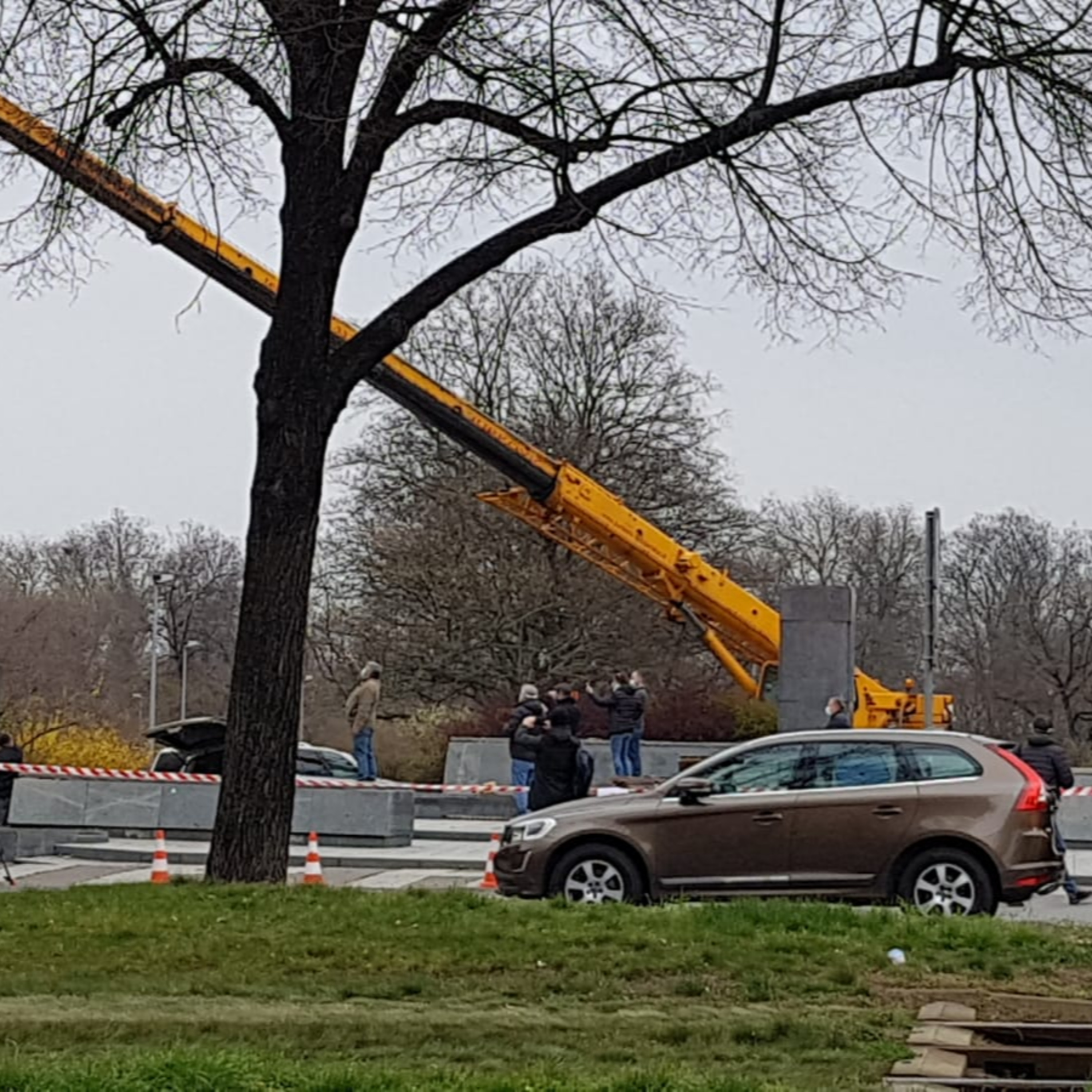 На знесення пам'ятника радянському маршалу Конєву могла вплинути українська декомунізація — історик Віталій Бака  episode artwork