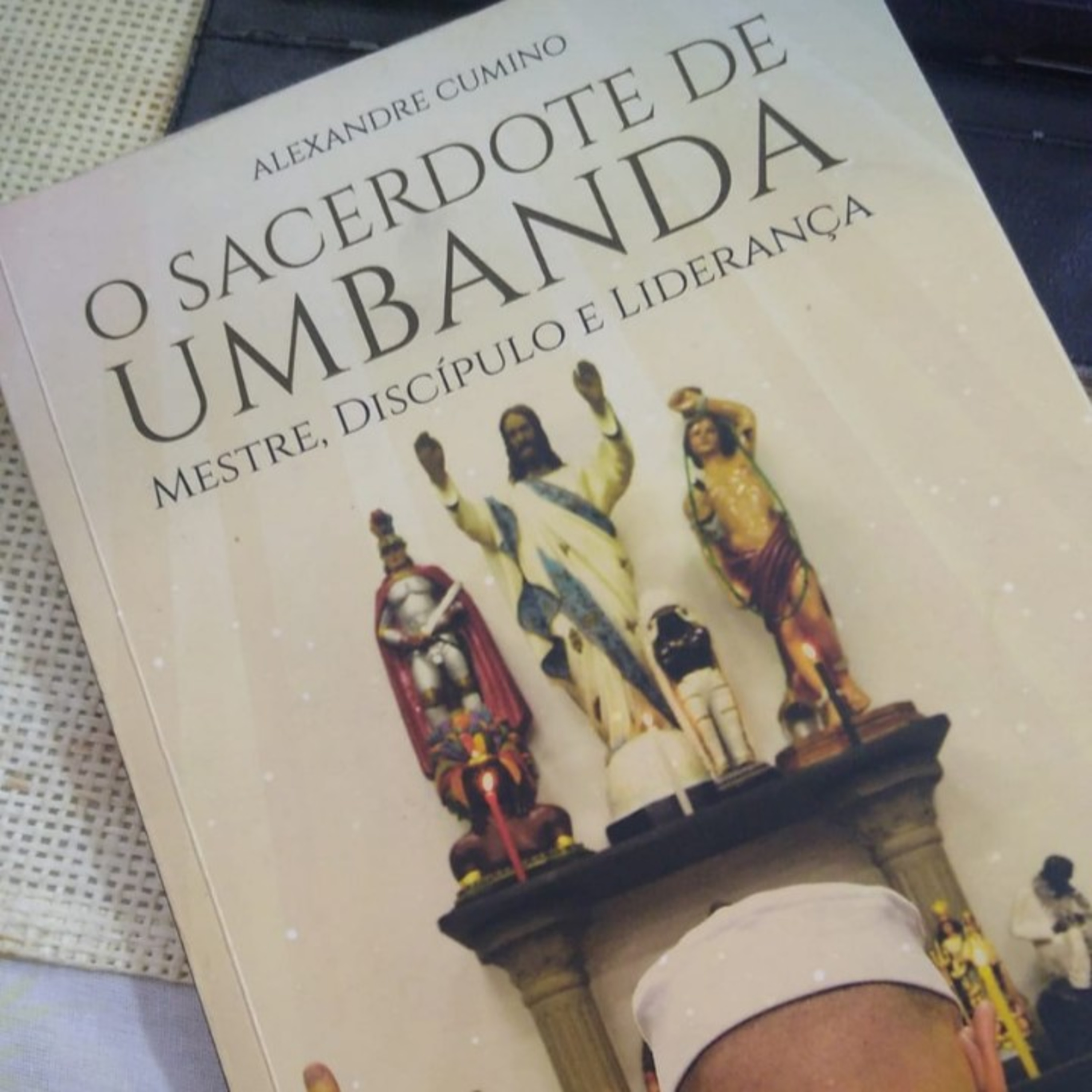 Modelo de juramento do Sacerdote de Umbanda, Alexandre Cumino  episode artwork