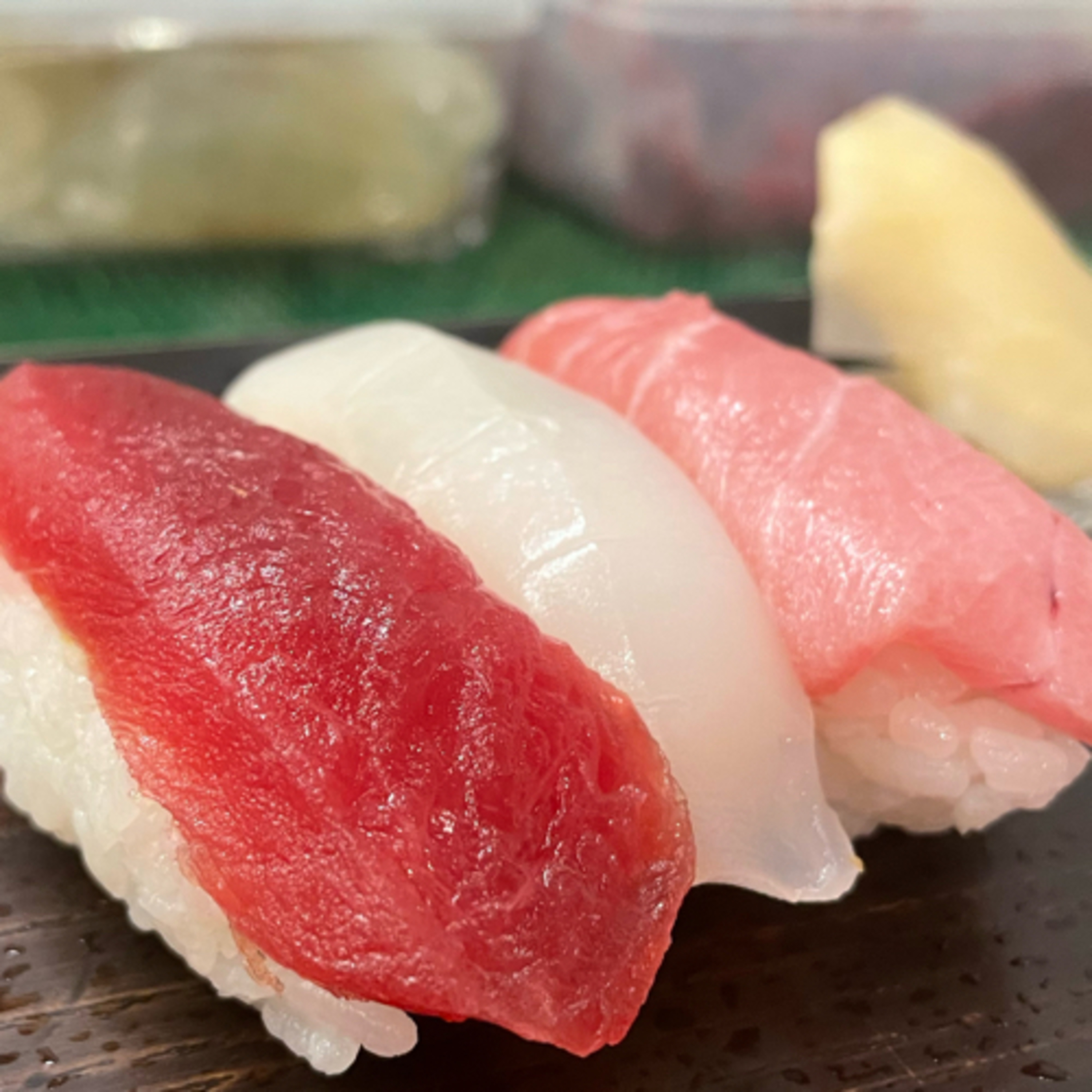 朝の目覚めるラジオ