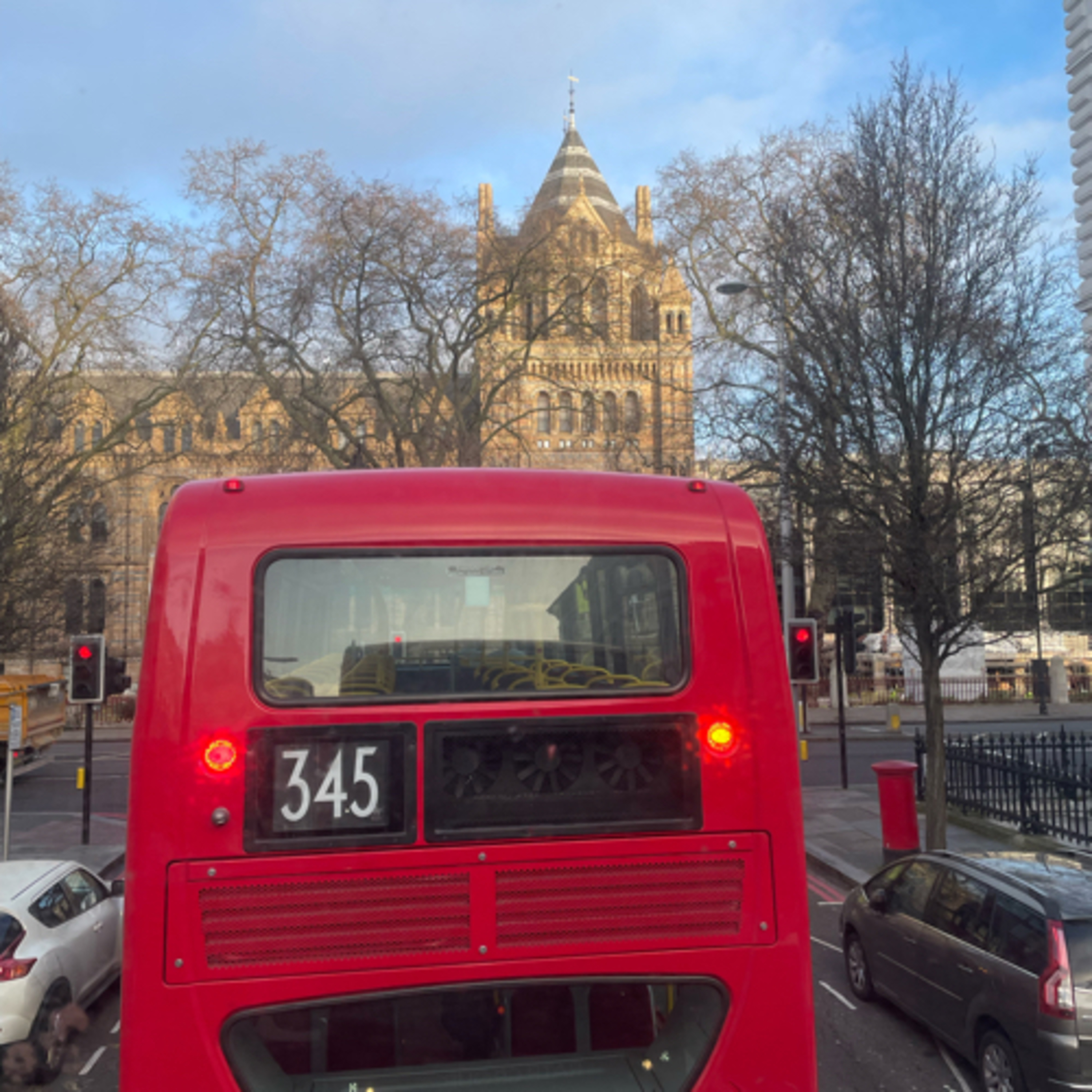朝の目覚めるラジオ