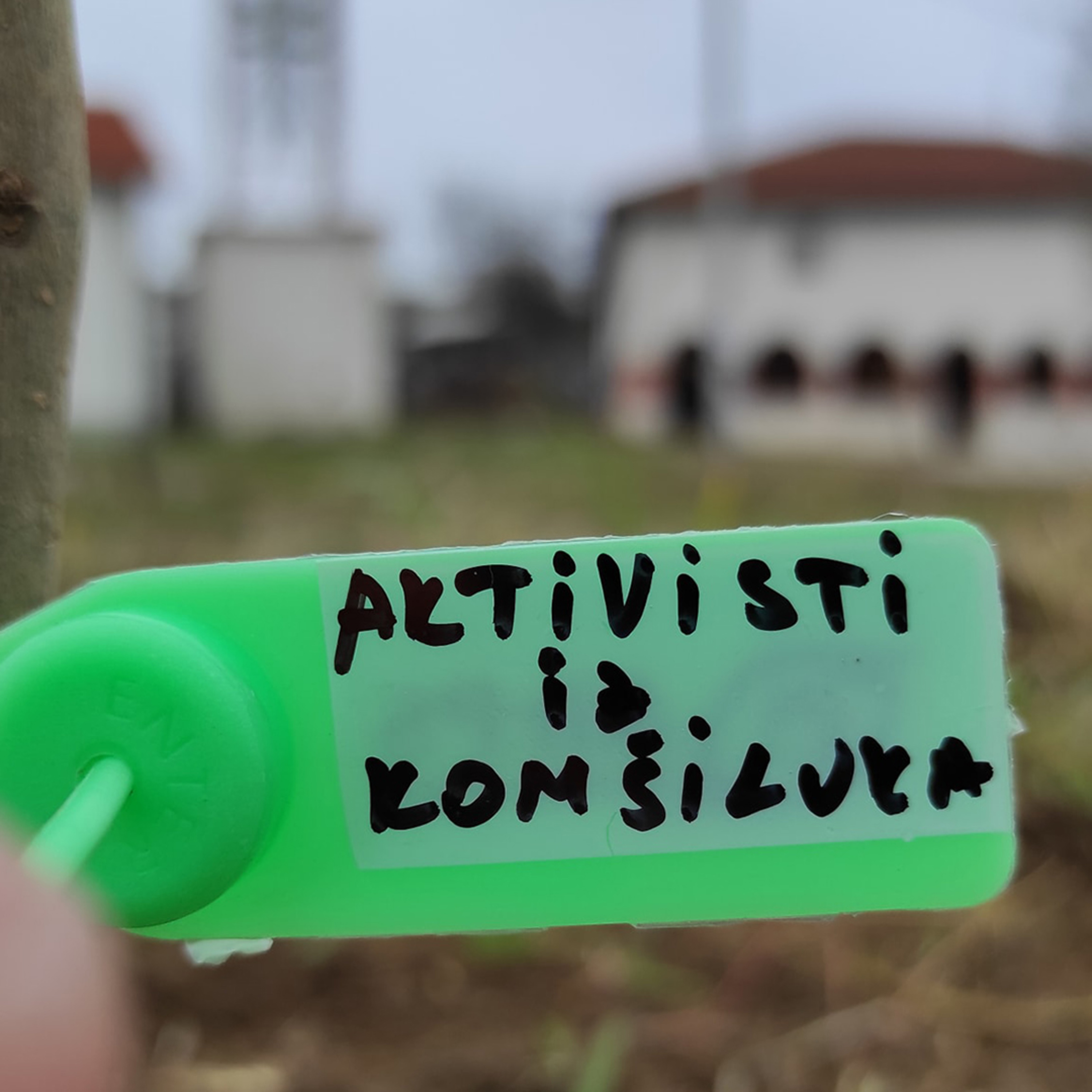 Van centra 085 - Aktivisti iz Neradovca episode artwork