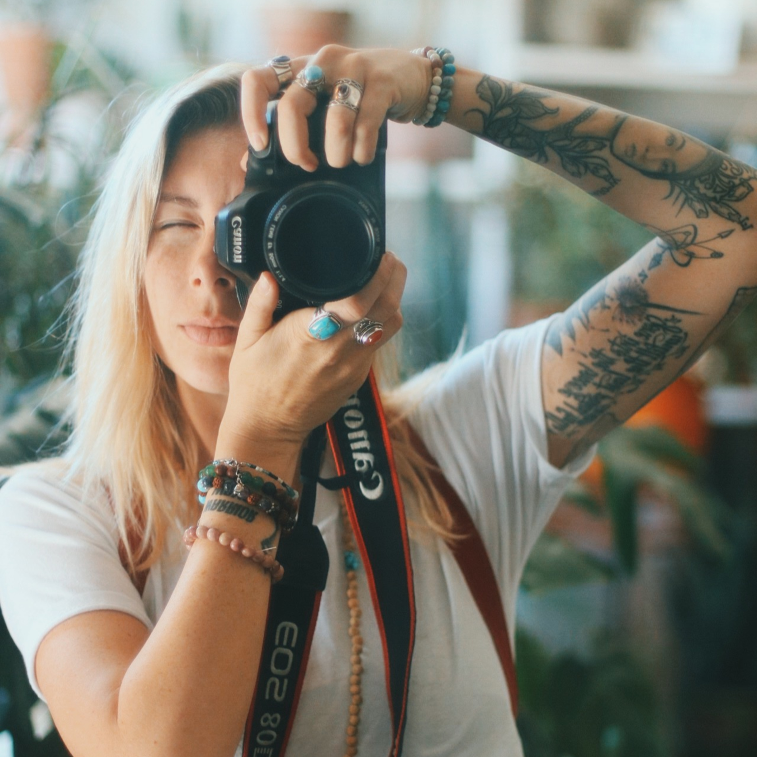 EP 56: From Freelance to Full-Time Creative with Creative Director Kay Pots