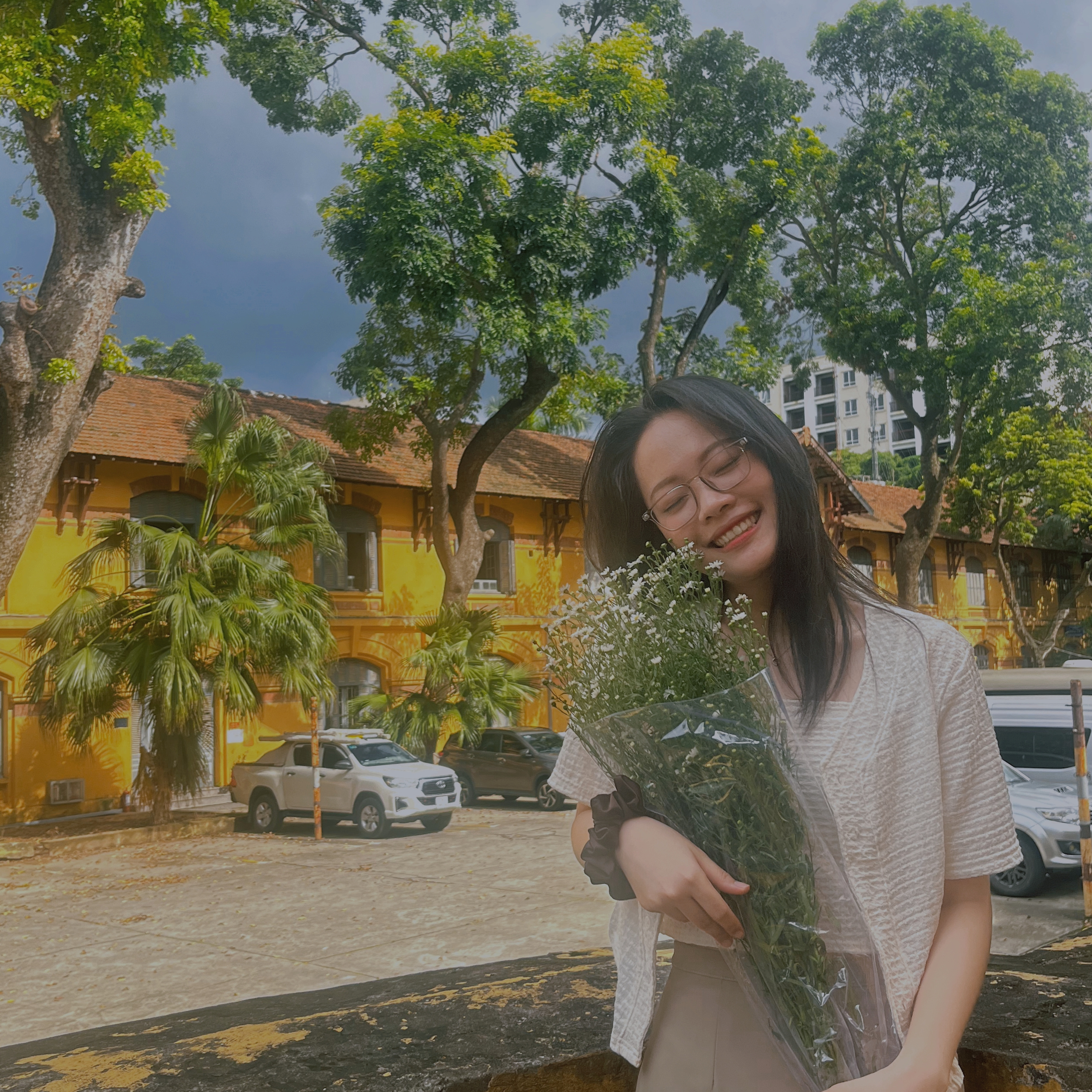 Lơ Tha Lơ Thơ