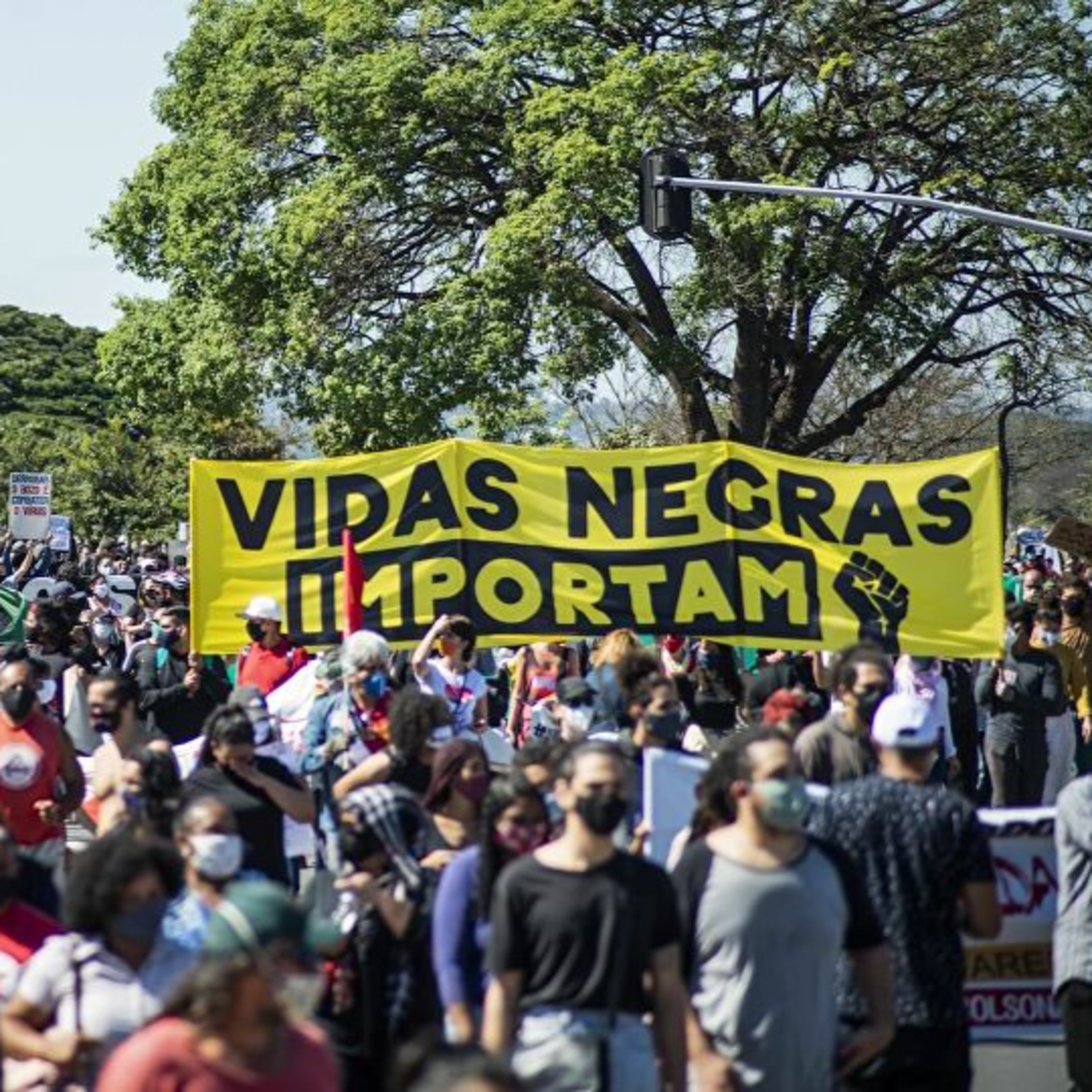 Inibir lutas necessárias é um erro político grave - Por frei Gilvander - Rádio Ramalhete FM 103,5 - 13/6/2020 episode artwork