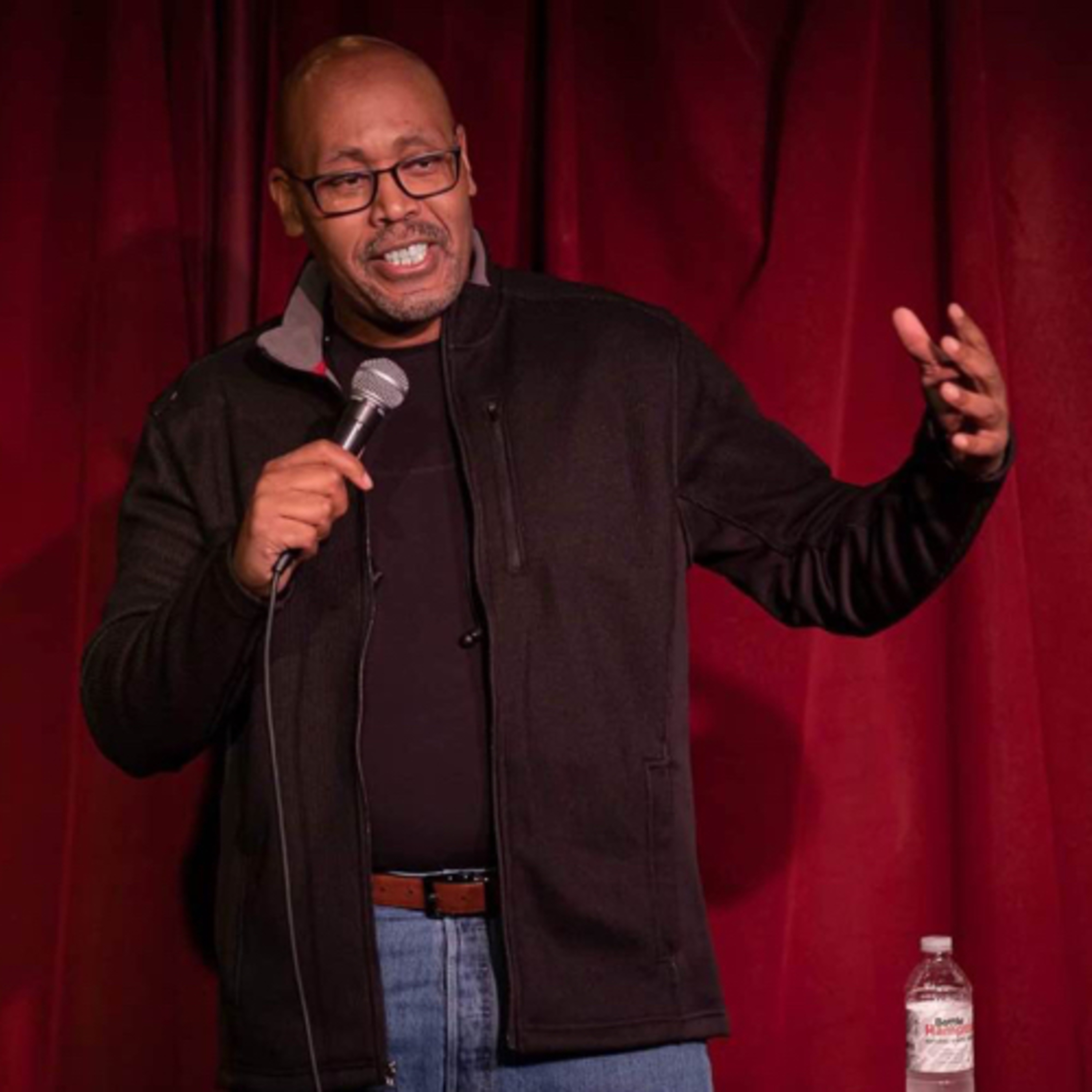 Open mic with comedian RICKY COLE