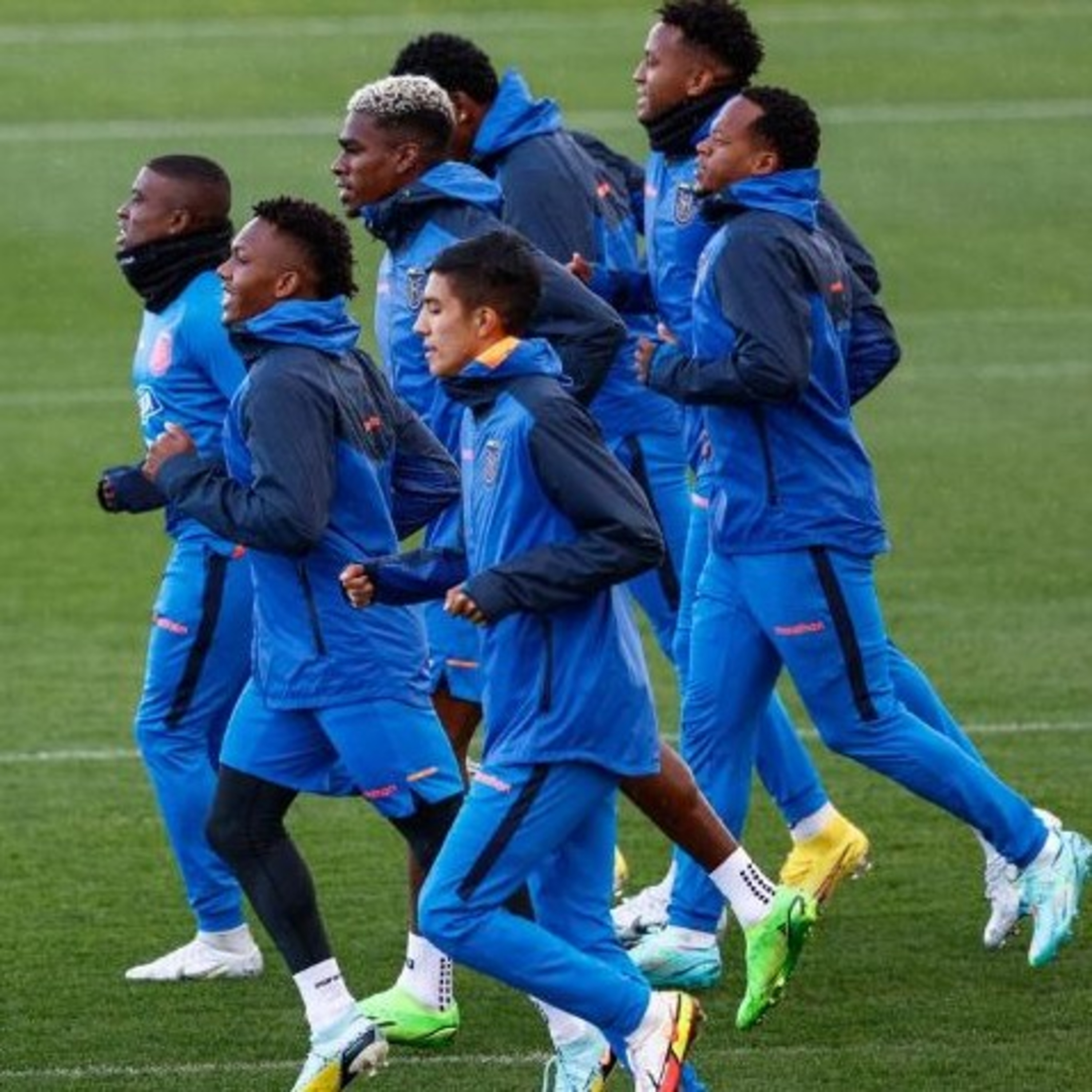 Ecuador realizó su primer entrenamiento pensando en Qatar episode artwork