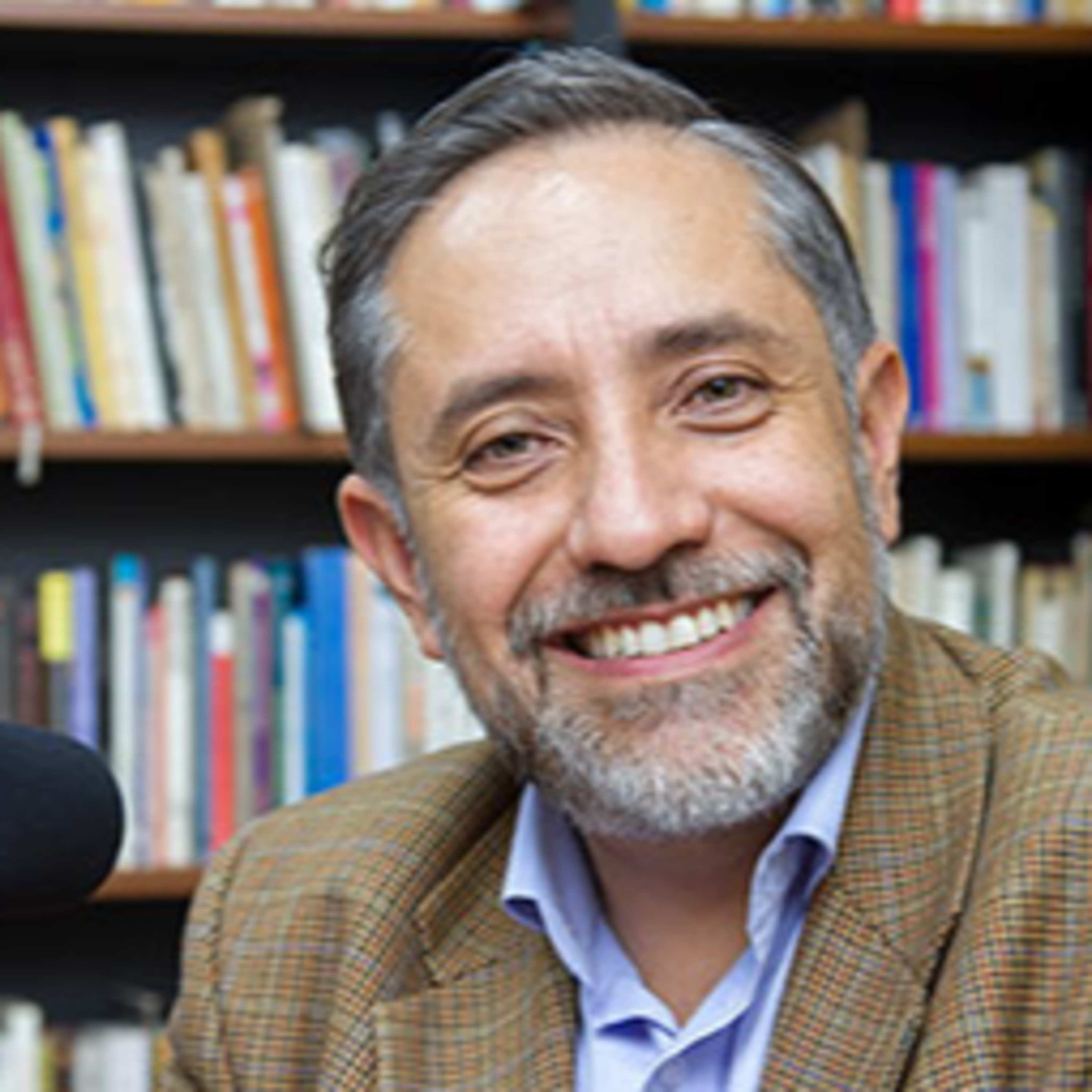 Tango en tres tandas - Roberto Goyeneche episode artwork