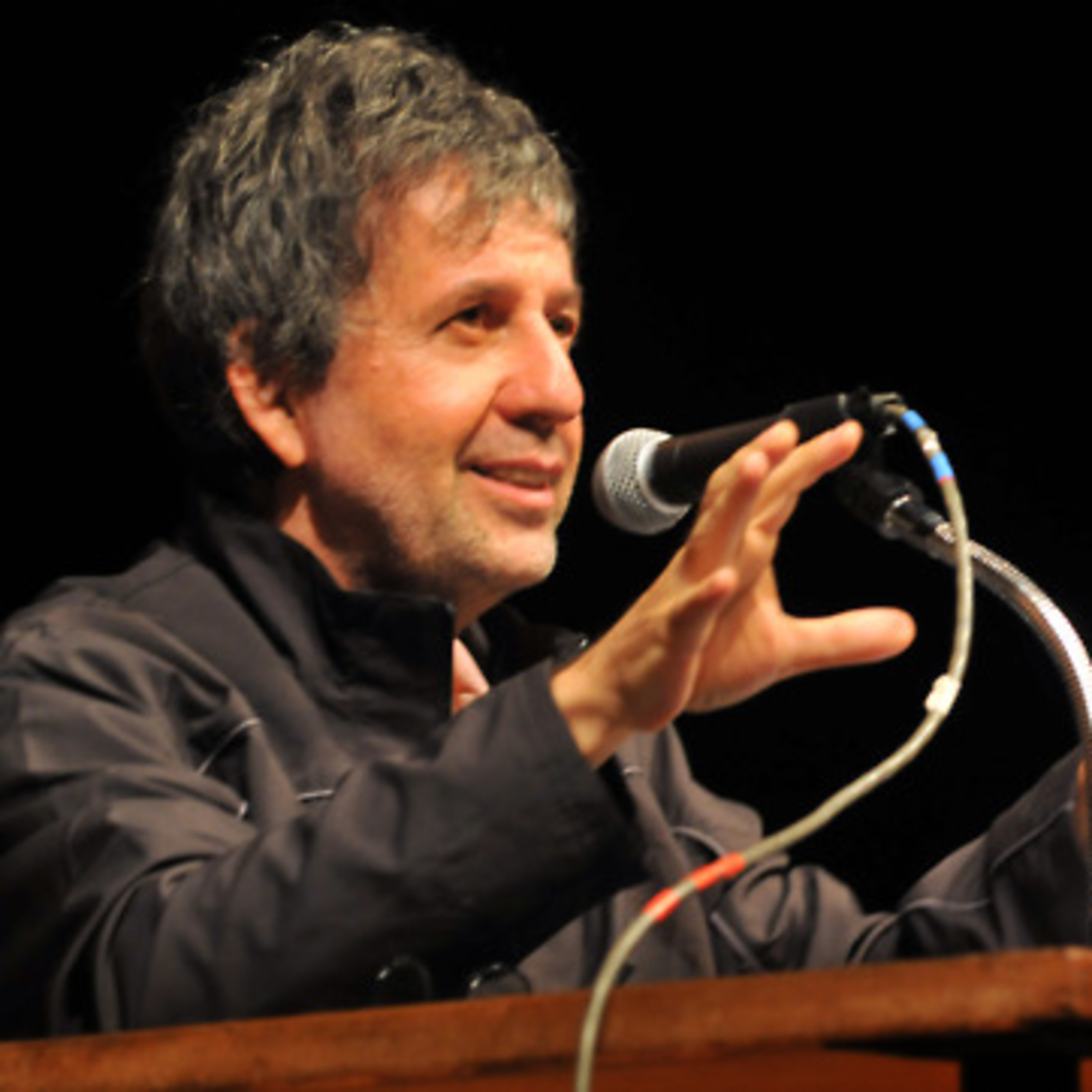 Rádio Caixa Vazada