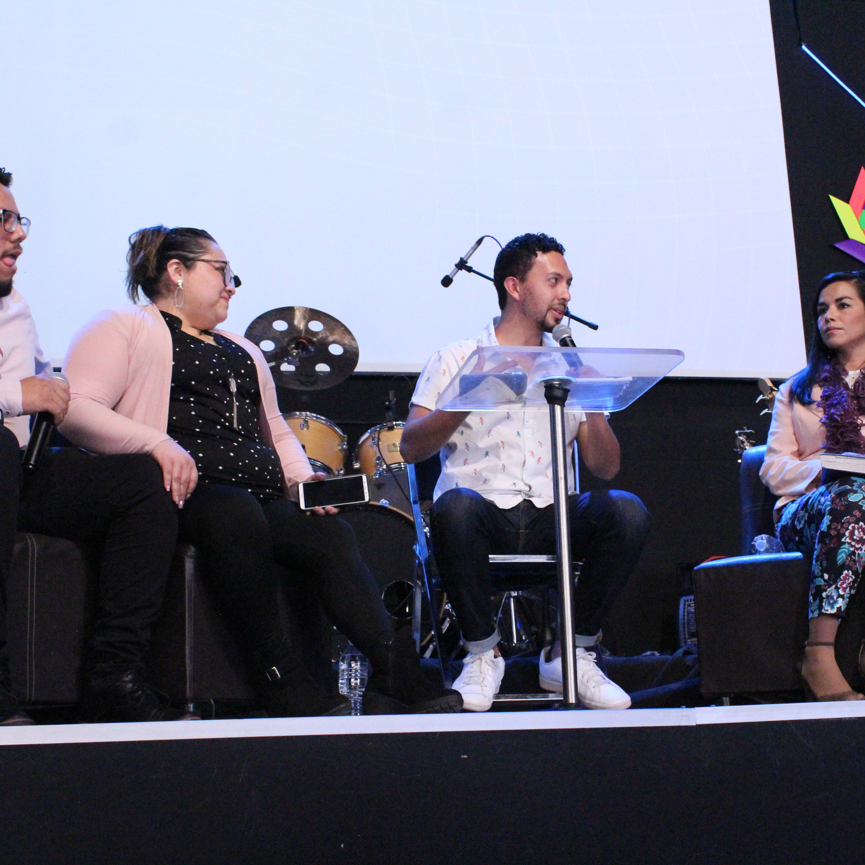 Viva la familia (Panel Fam. Hernandez, Fam. Álvarez) 