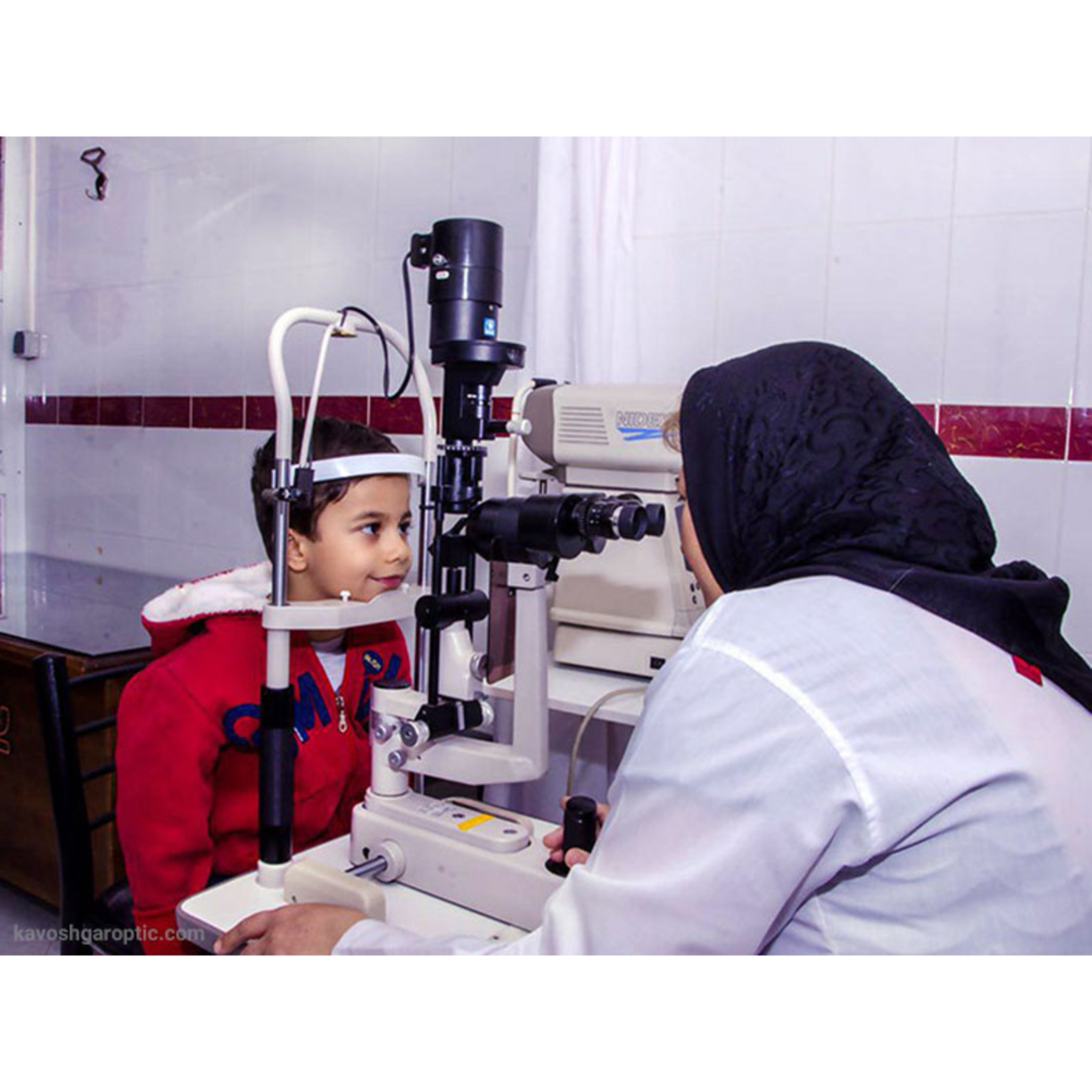 کاور تمرینات دیداری روزانه برای تقویت بینایی کودکان
