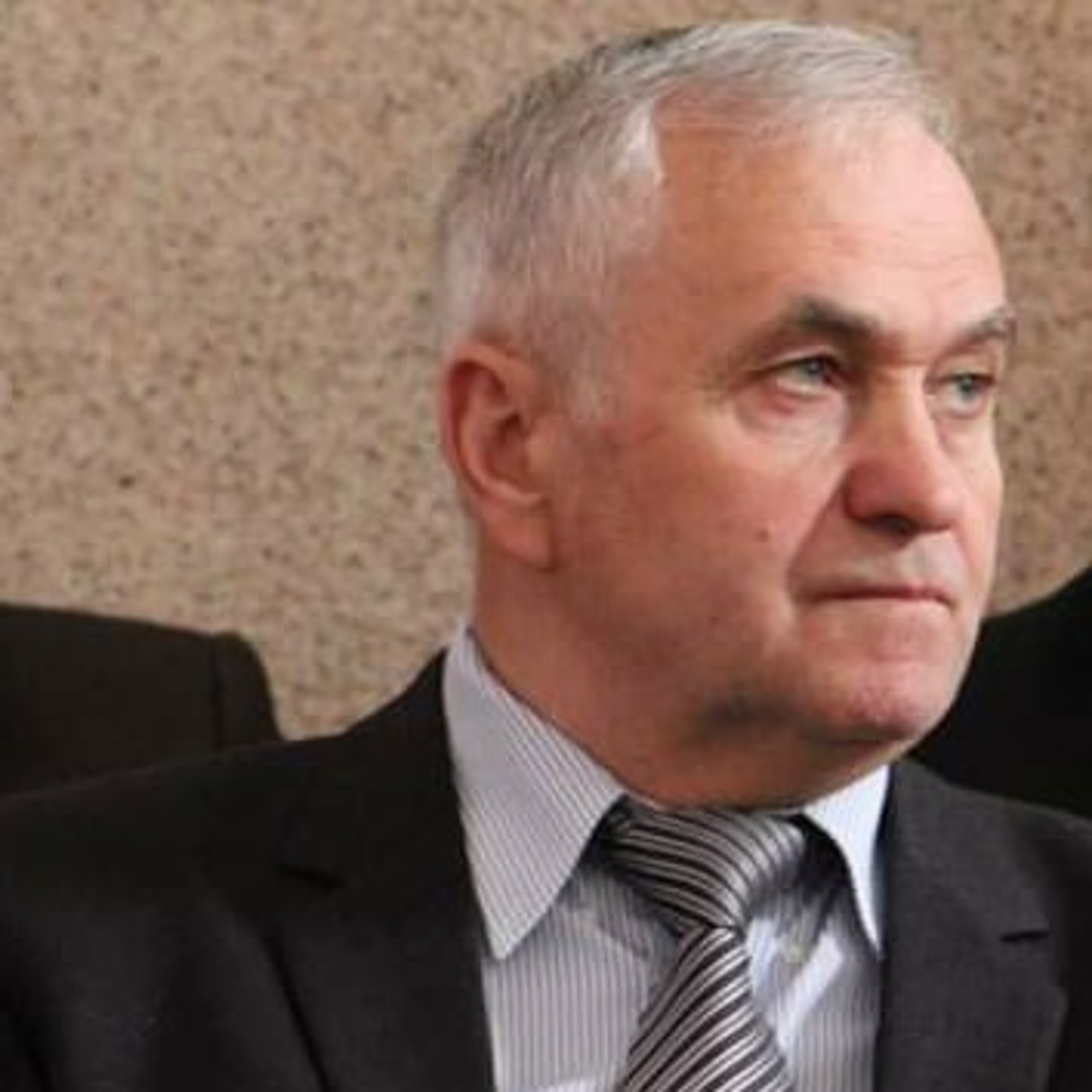 Теревені за кавою - субординація в Церкві