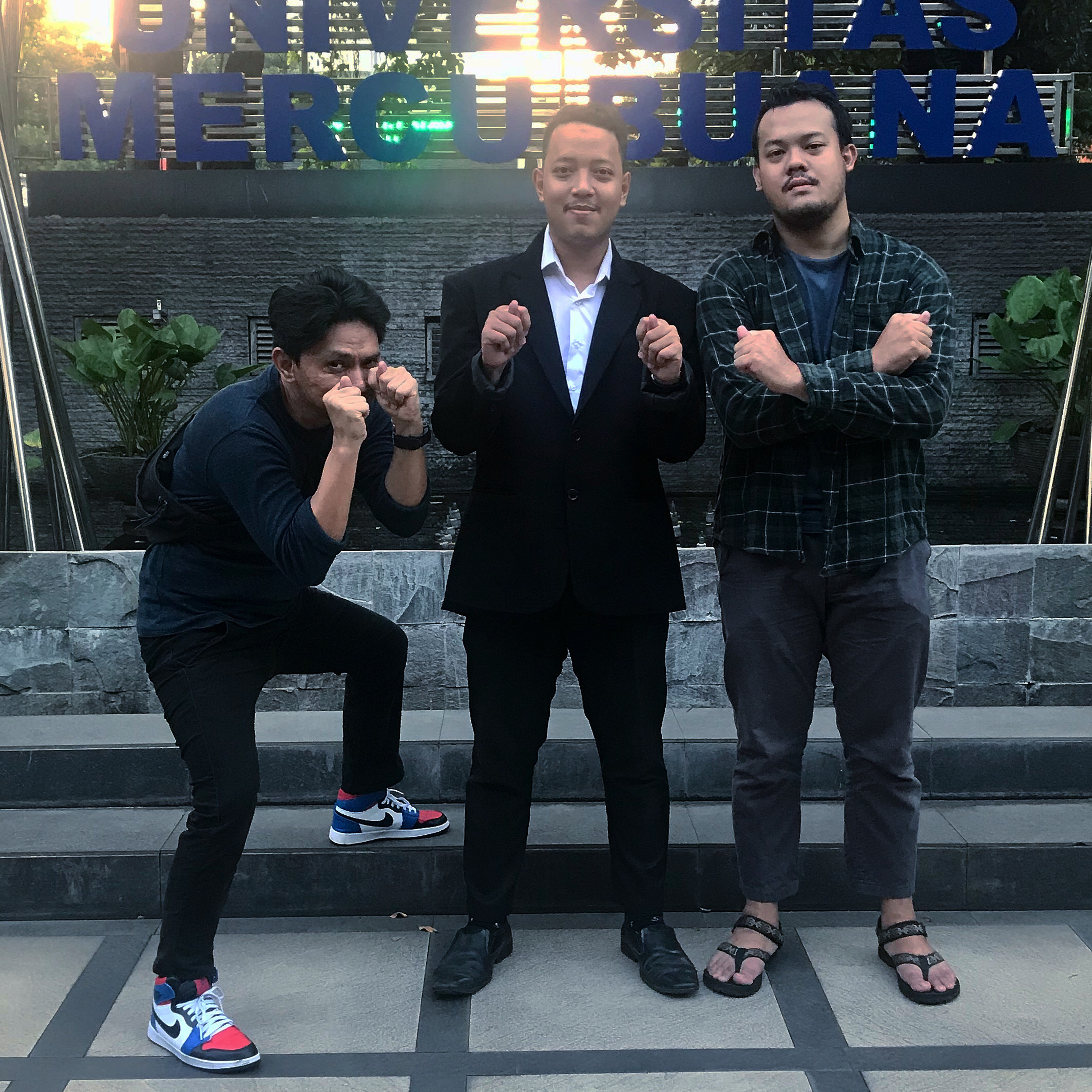 Eps 03 - Betapa jahat & lugunya masa kecil kami episode artwork