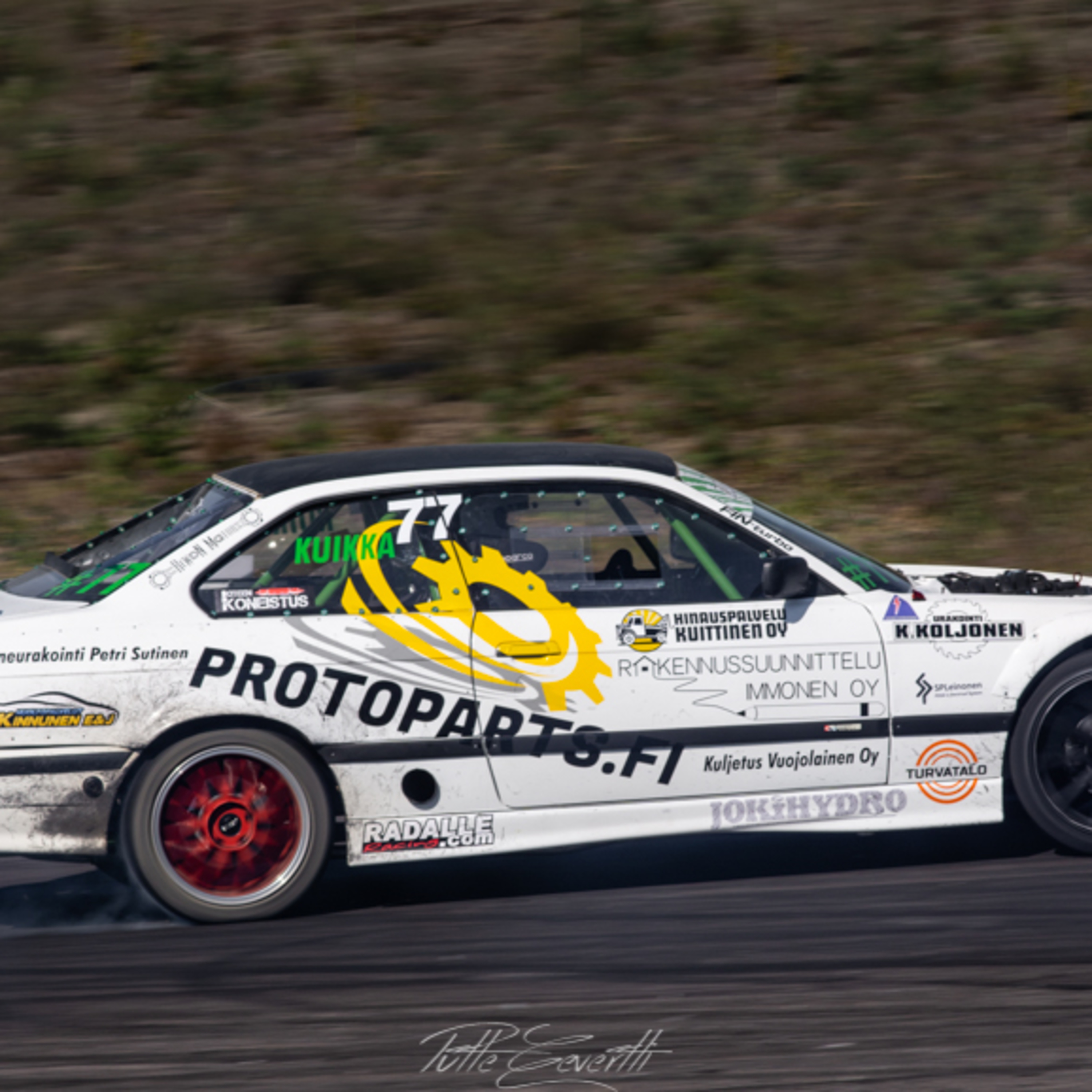 #KaikkiRahatMenee Podcast #7 Tomi "Leepu" Kuikka | Drifting episode artwork