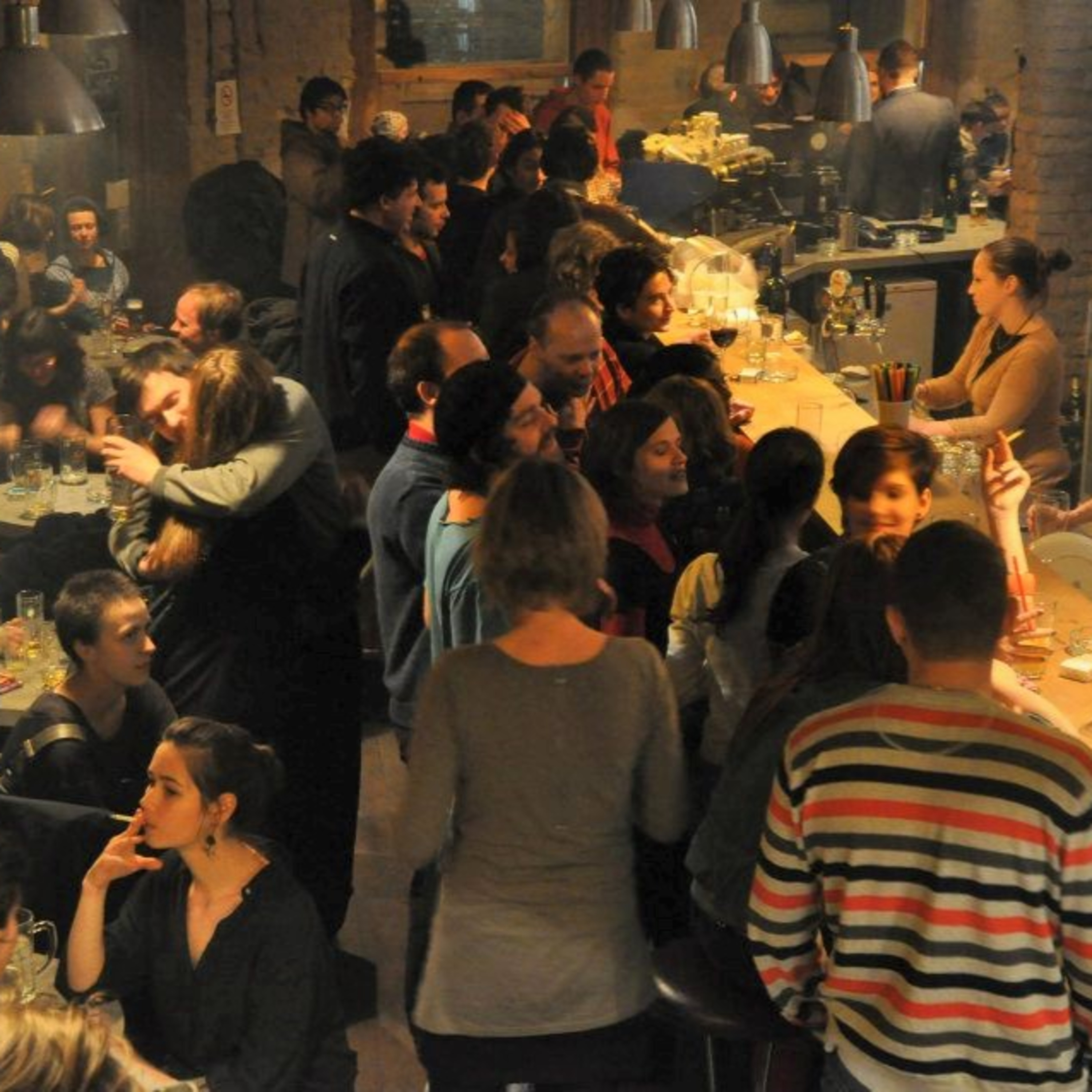 A romkocsmák sorsa éjfél után, 2013. Közmeghallgatás elé  episode artwork