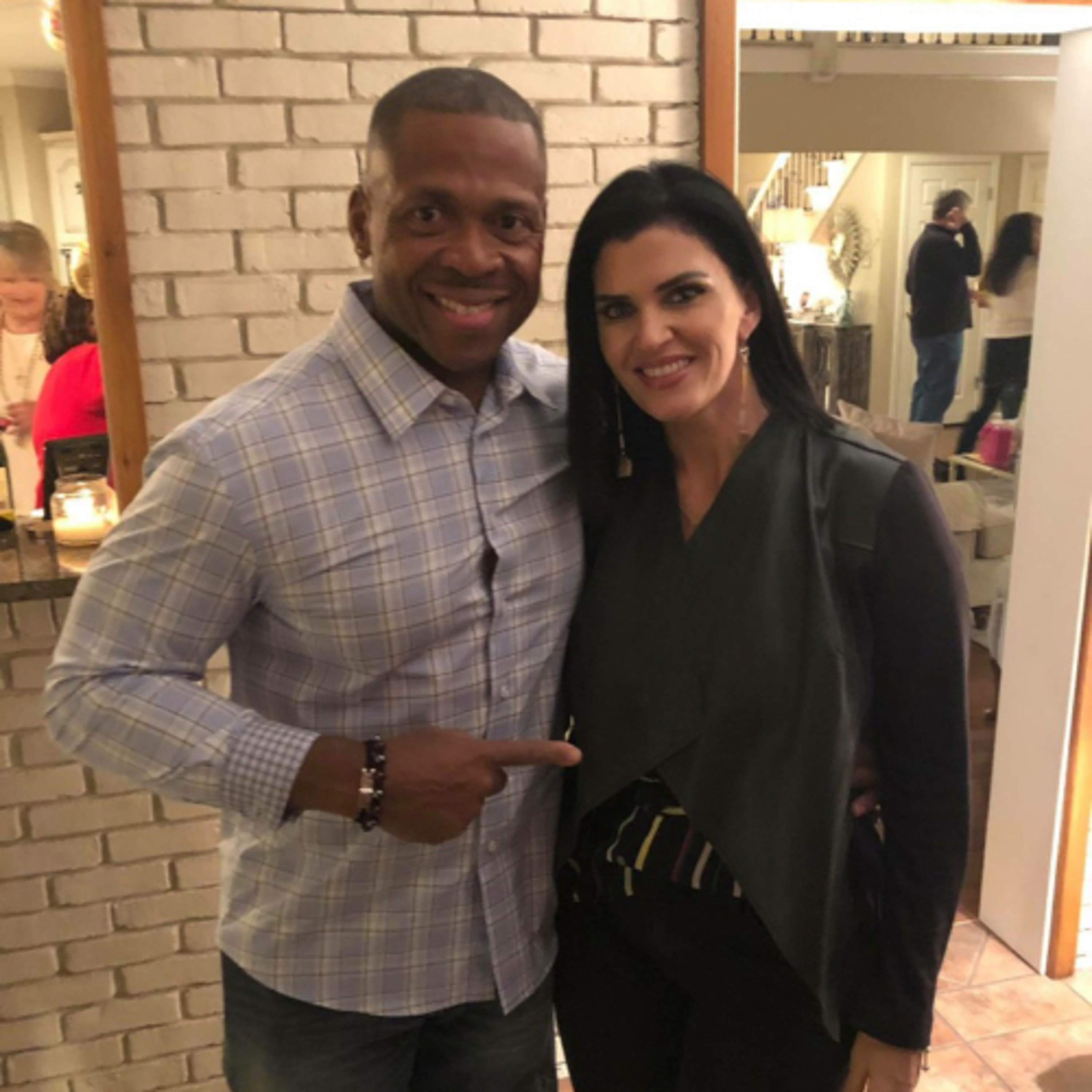 Trainers Spot! Stop being chased by Yourself