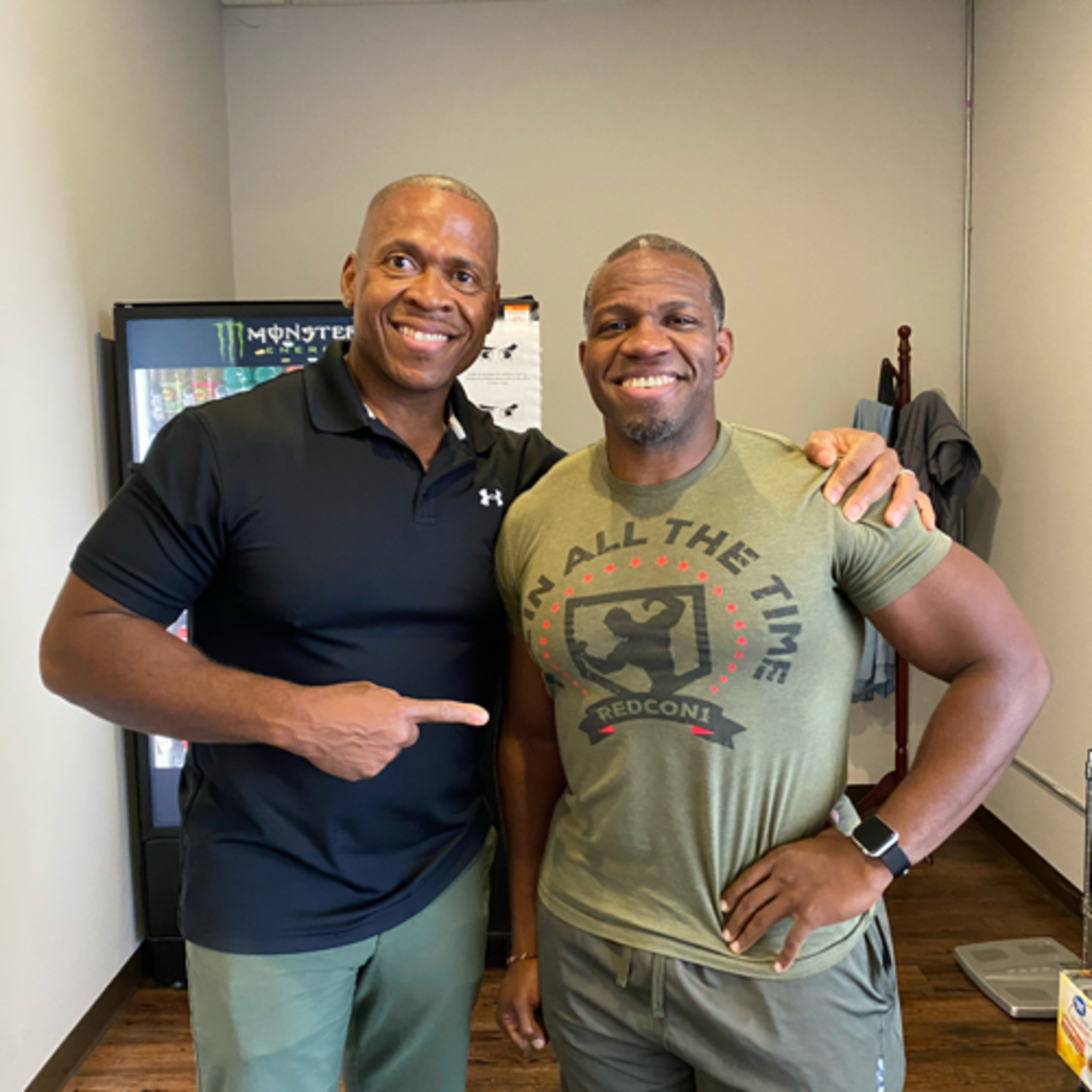 Trainers Spot! Stop being chased by Yourself