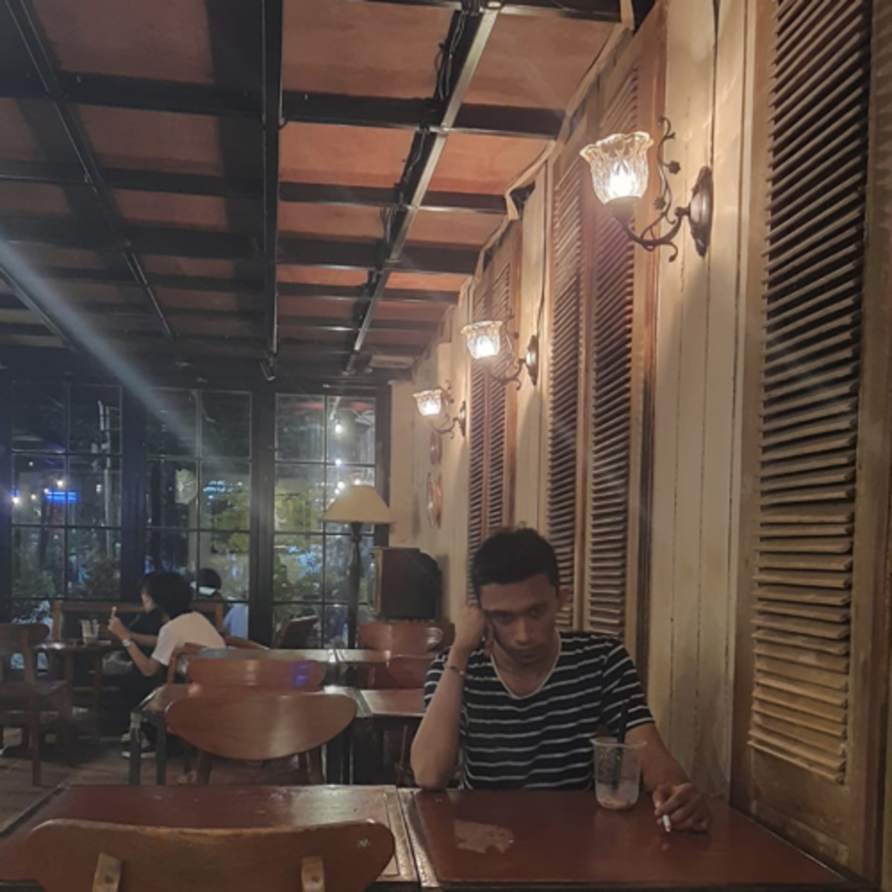 Suara rusuk kiri