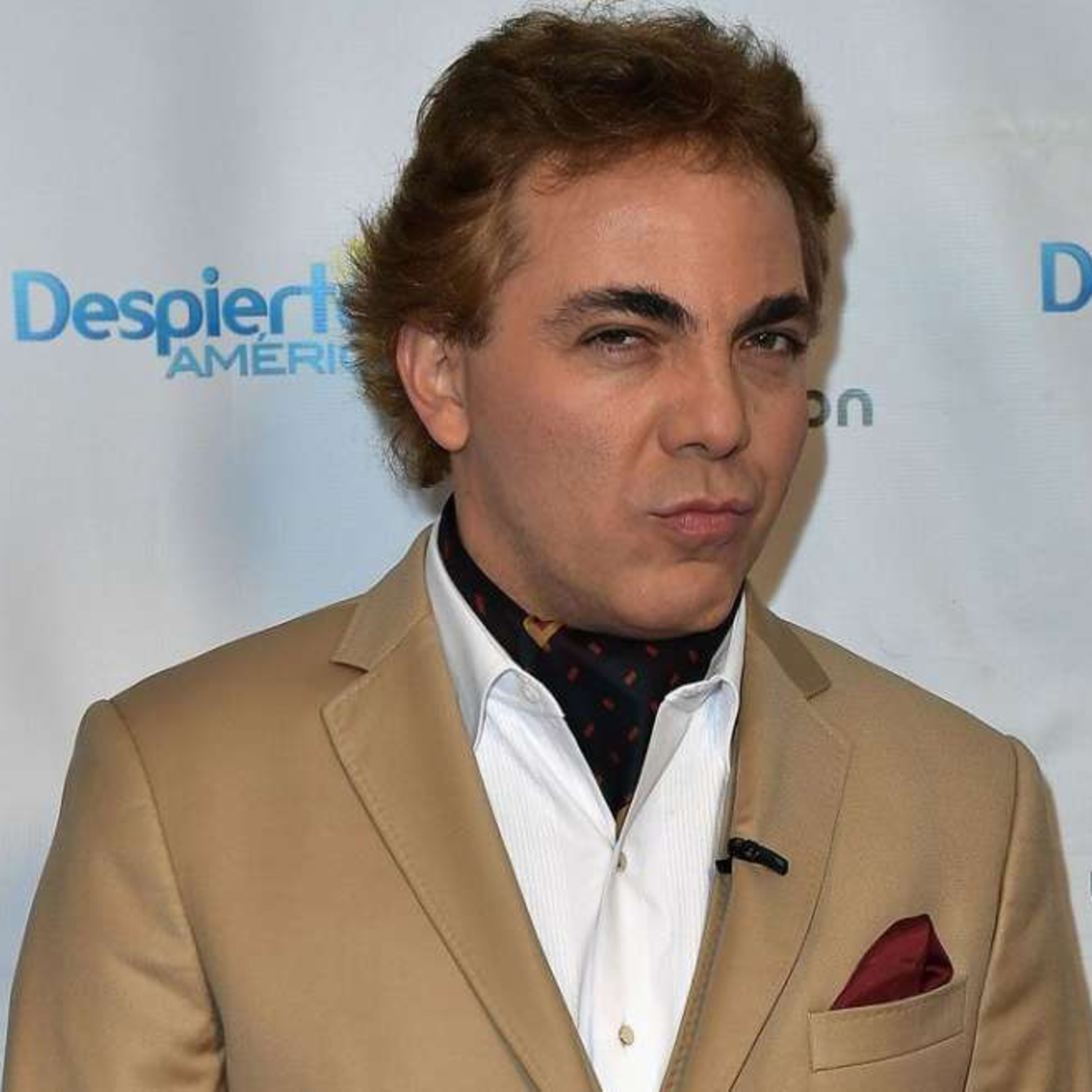Cristian Castro - Habla de cómo Juan Gabriel le marcó la vida episode artwork