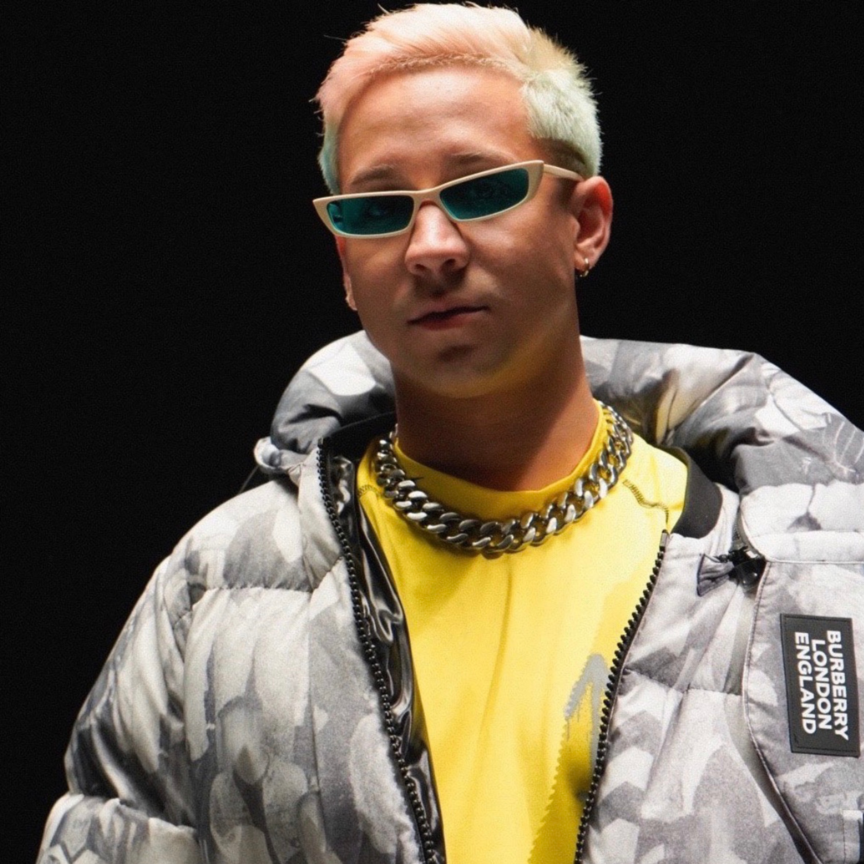 Mora - nos cuenta como se dio "La difícil" feat Bad Bunny  episode artwork