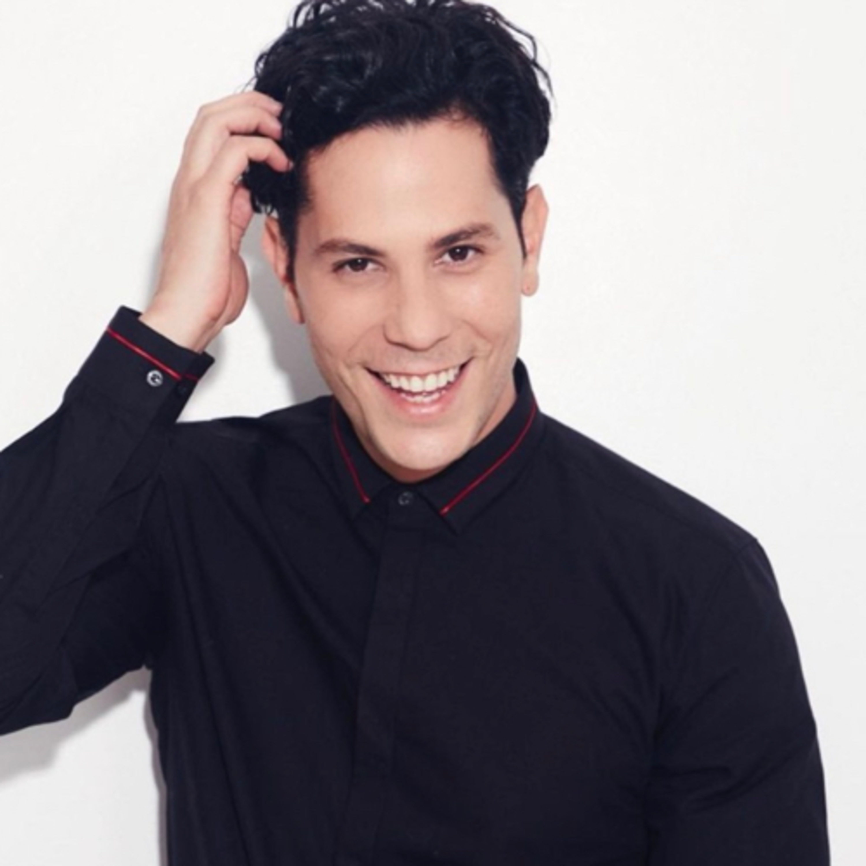Christian Chavez - habla del amor, trabajo , sacrificios , familia y mas ( La suerte de Loli) - episode artwork