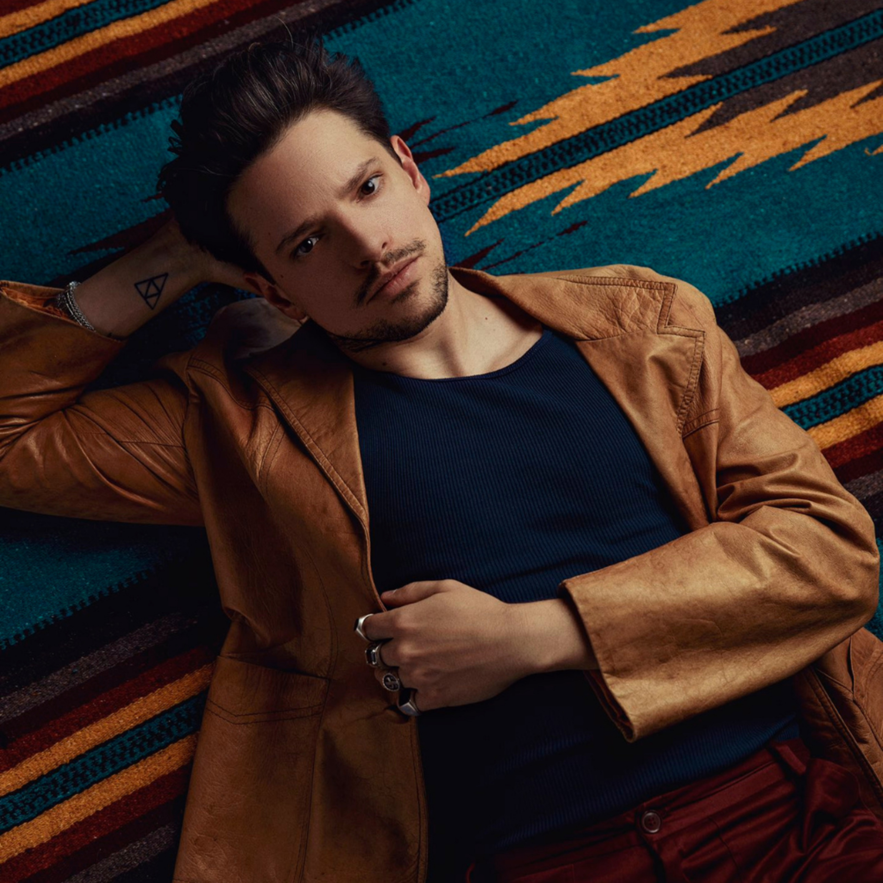 Lasso nos cuenta como Sebastian Yatra lo contactó por TikTok para "Ojos marrones" episode artwork