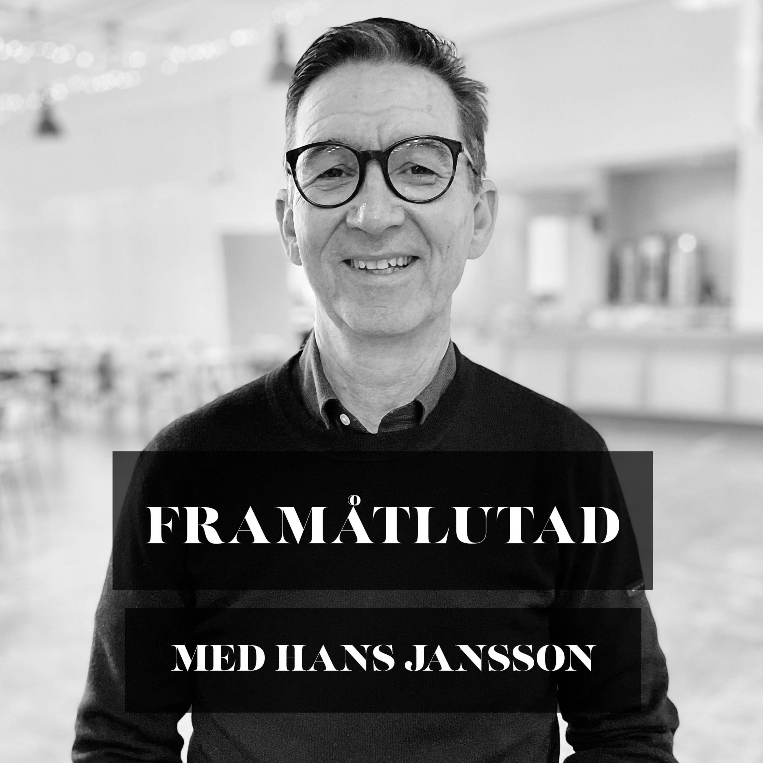 Framåtlutad med Simon Holst